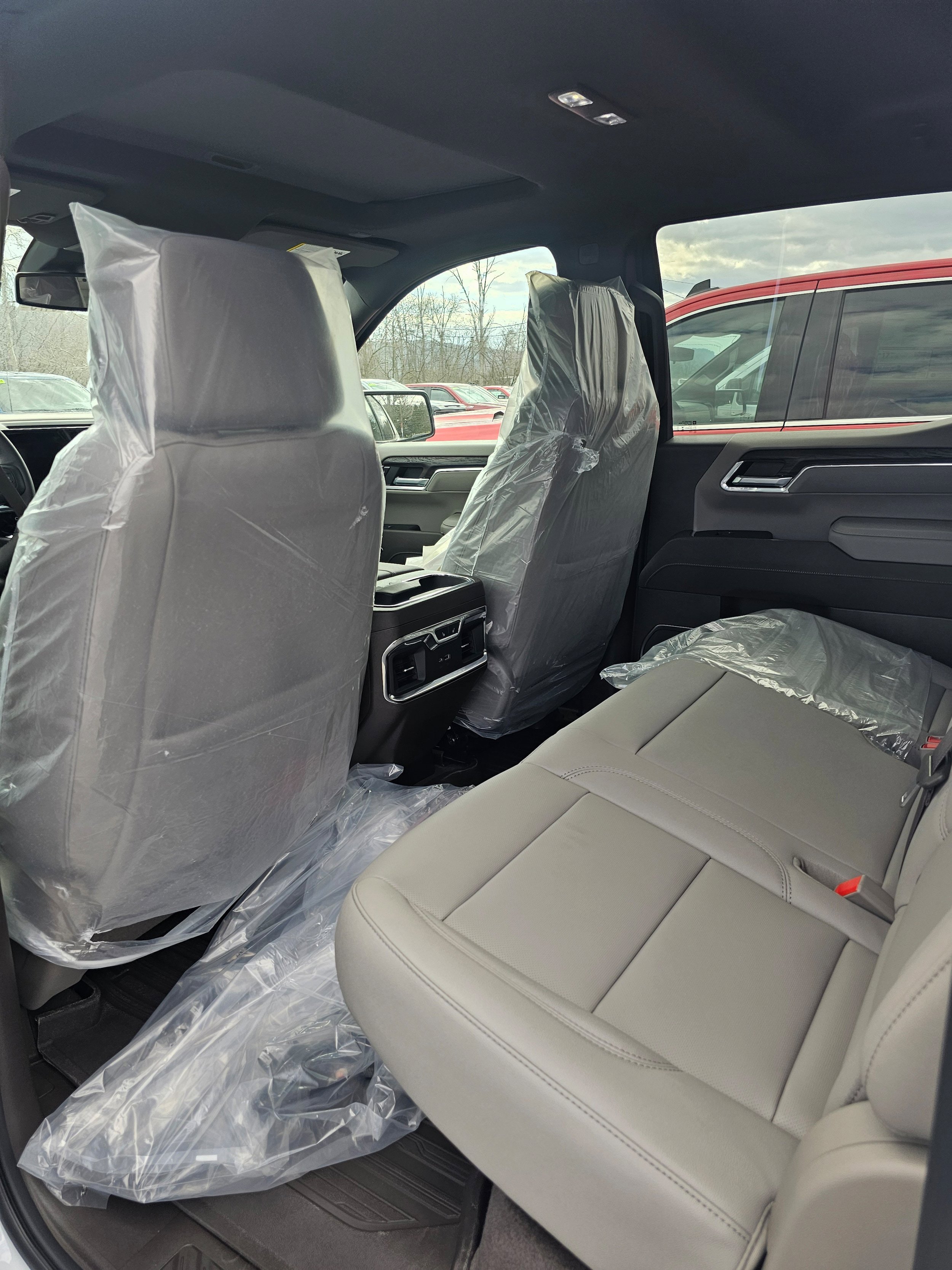 2026 GMC Sierra 1500 SLT - Photo 15