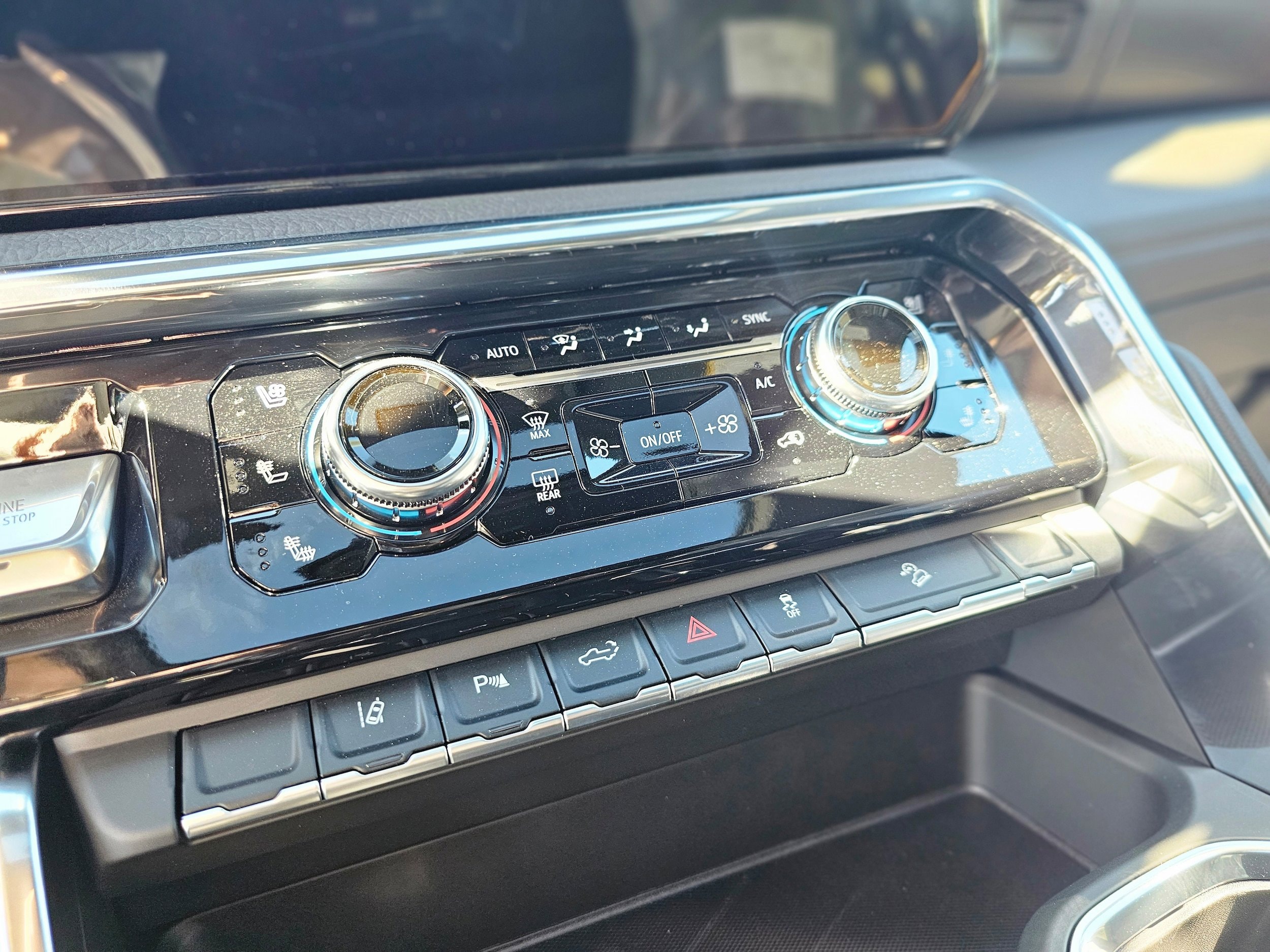 2026 GMC Sierra 2500HD Denali - Photo 12