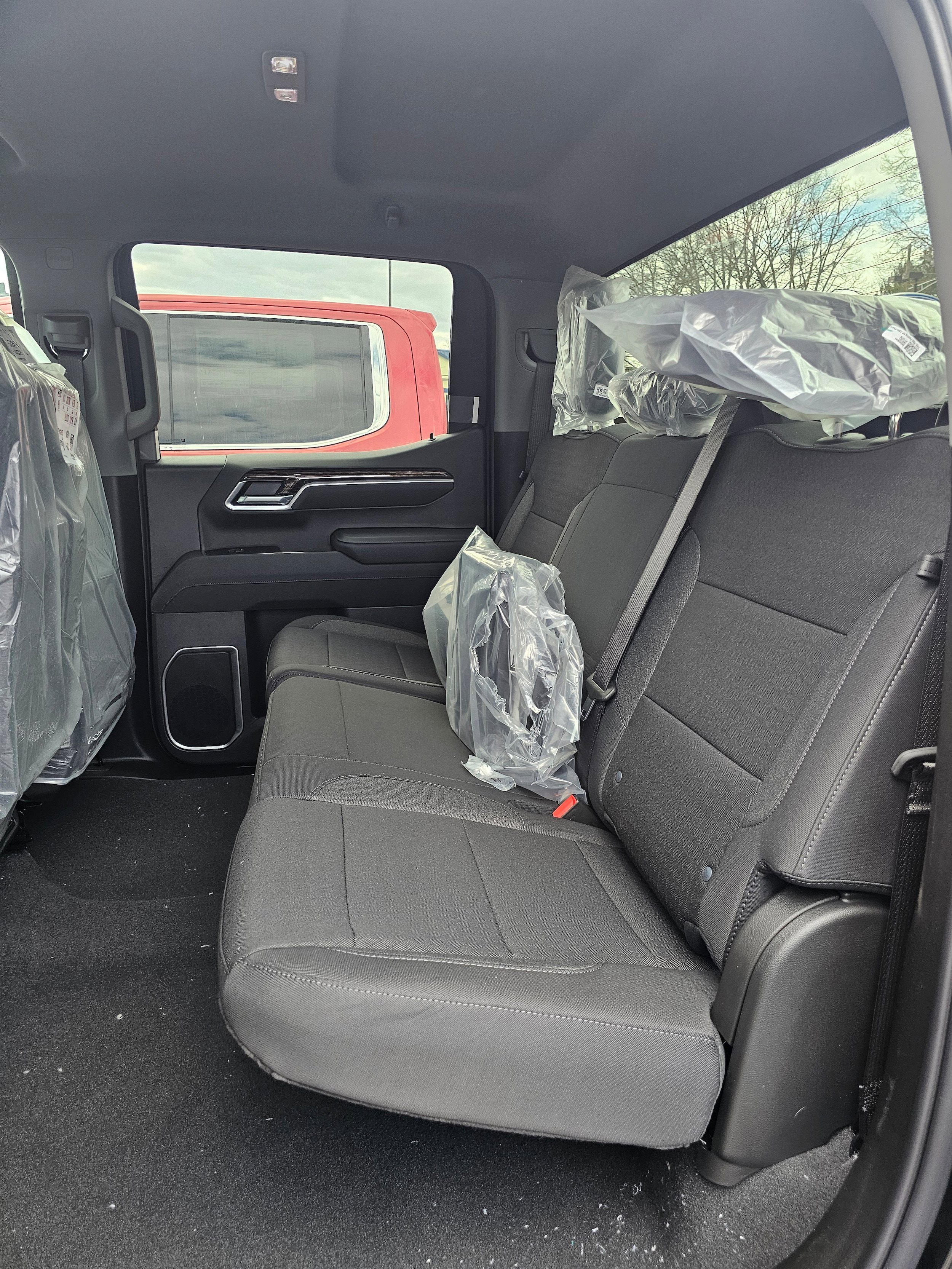2026 GMC Sierra 1500 SLE - Photo 8