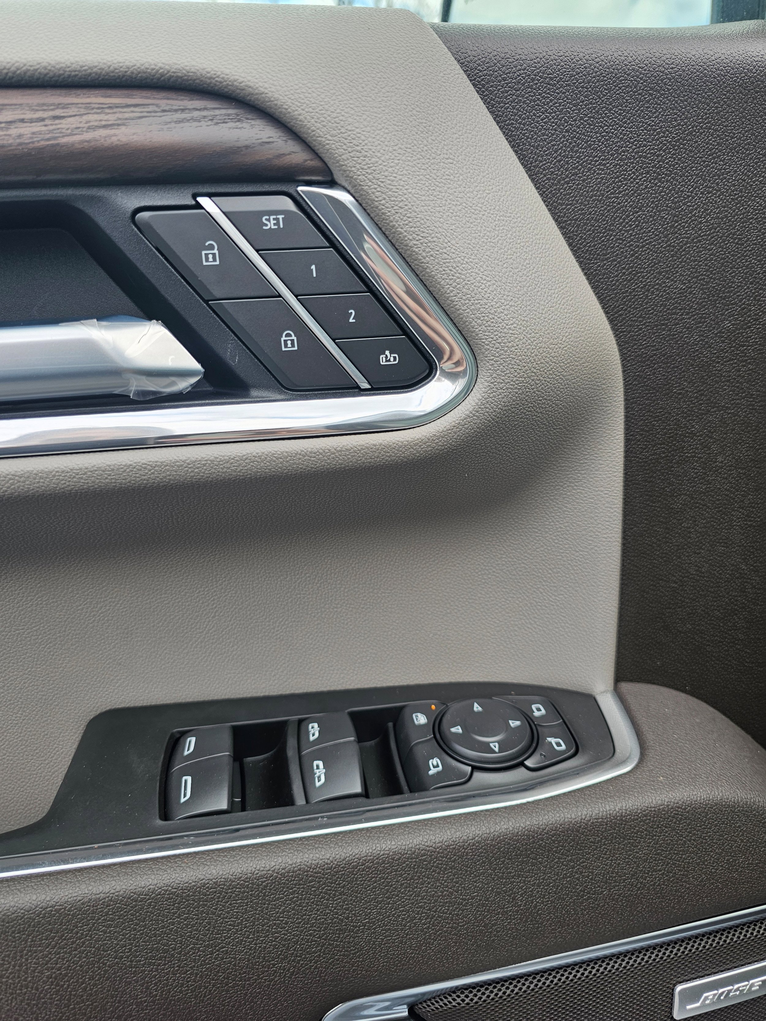 2026 GMC Sierra 1500 SLT - Photo 12