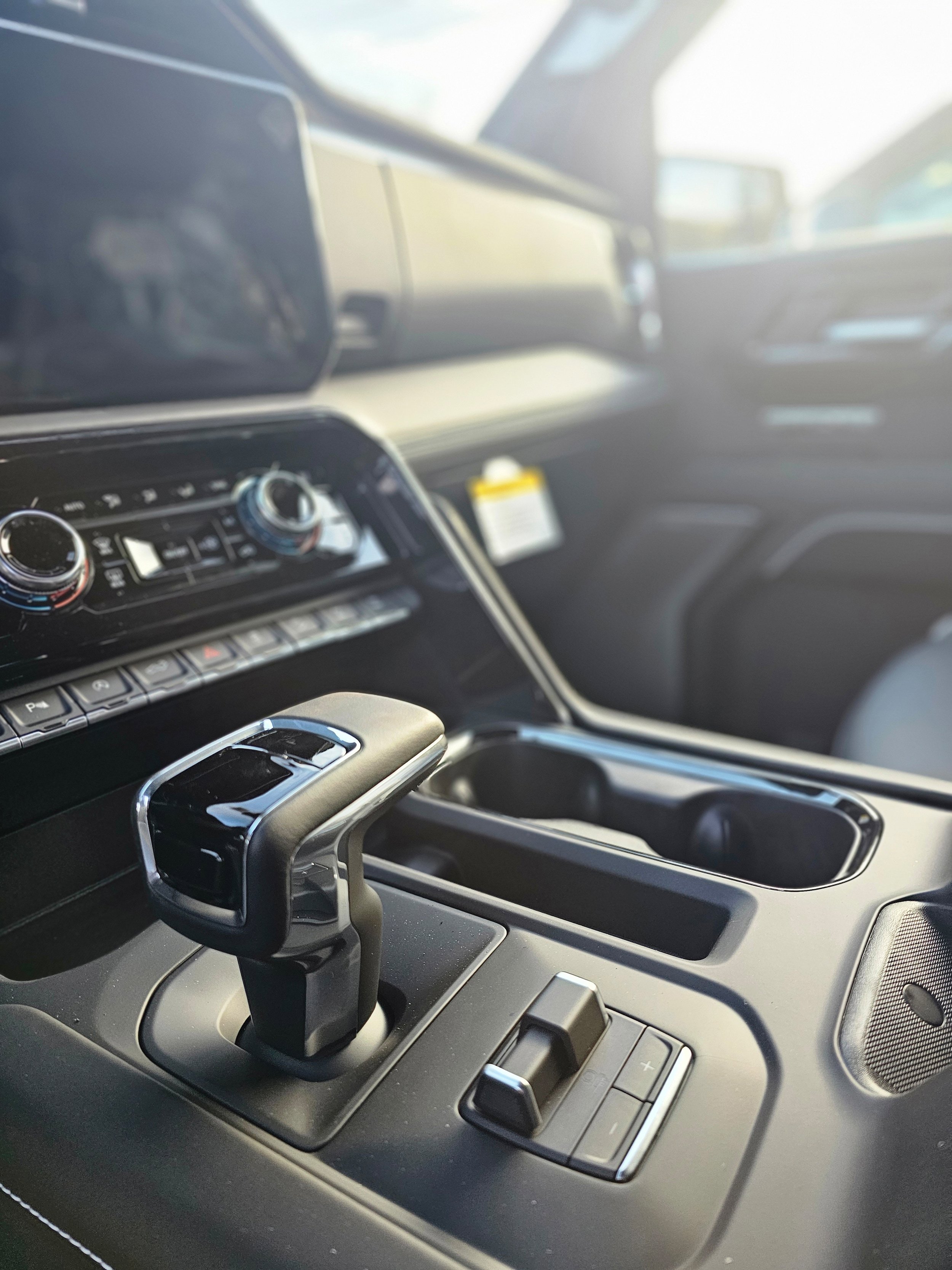 2026 GMC Sierra 1500 AT4X - Photo 10