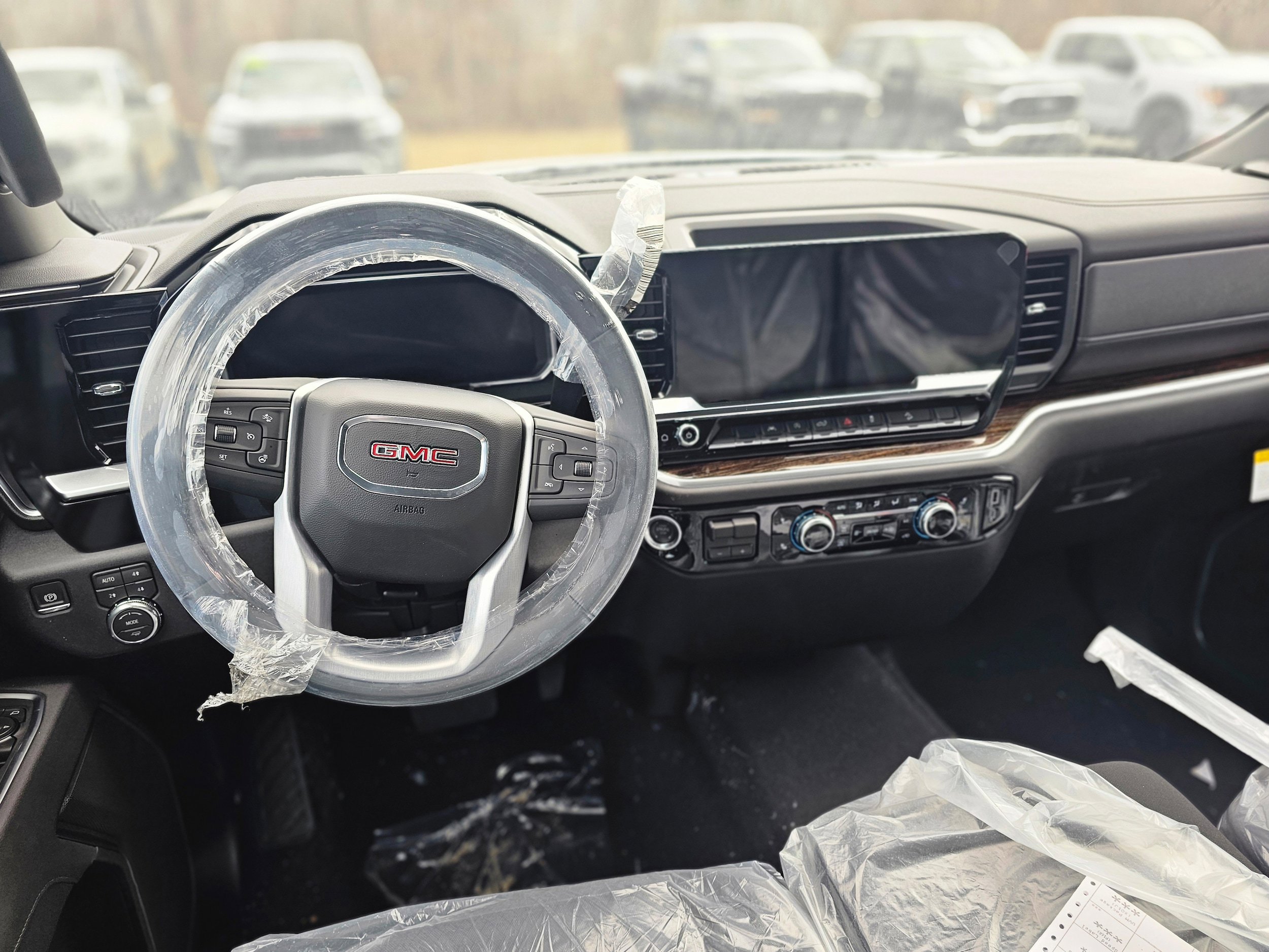 2026 GMC Sierra 1500 SLE - Photo 11