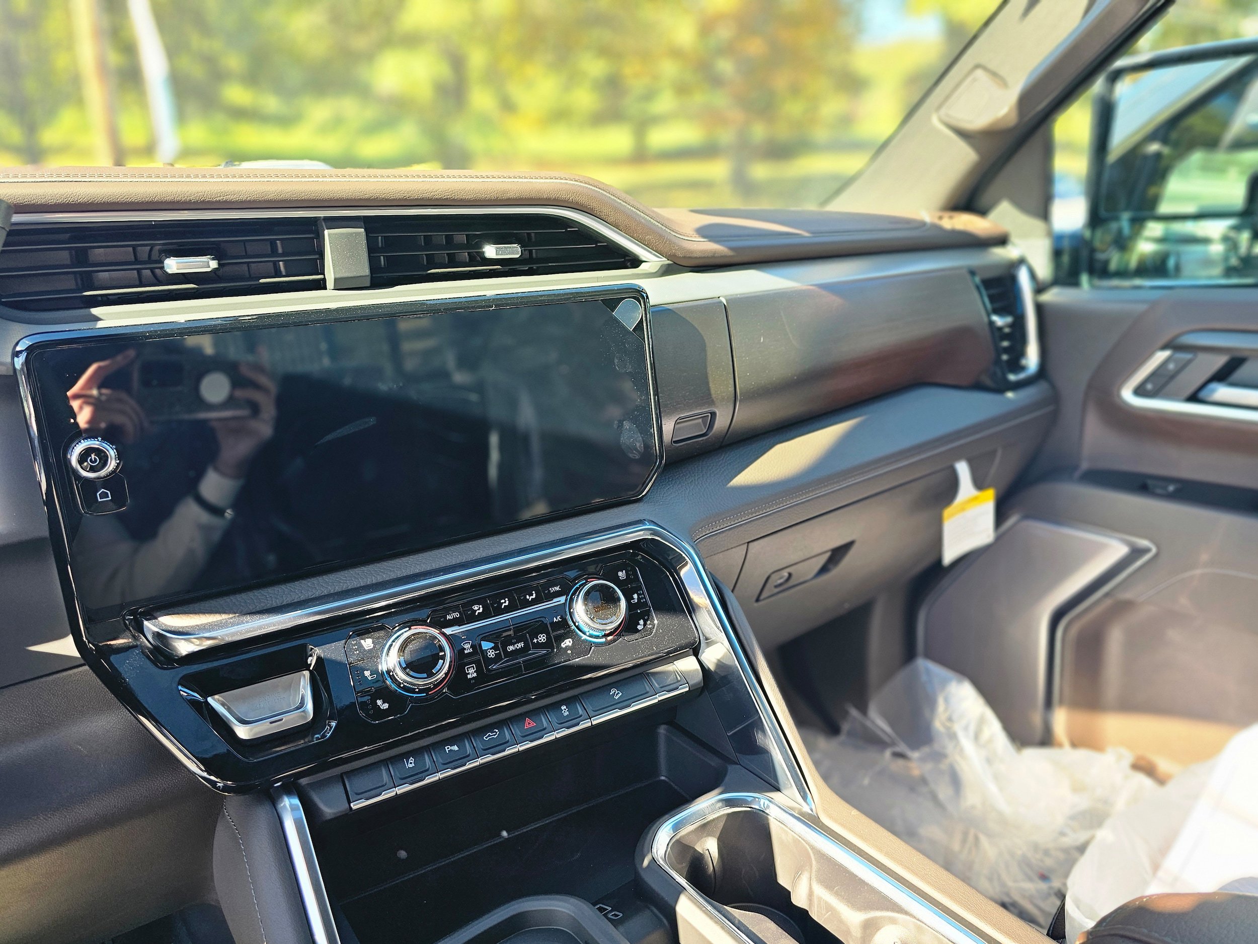 2026 GMC Sierra 2500HD Denali - Photo 10