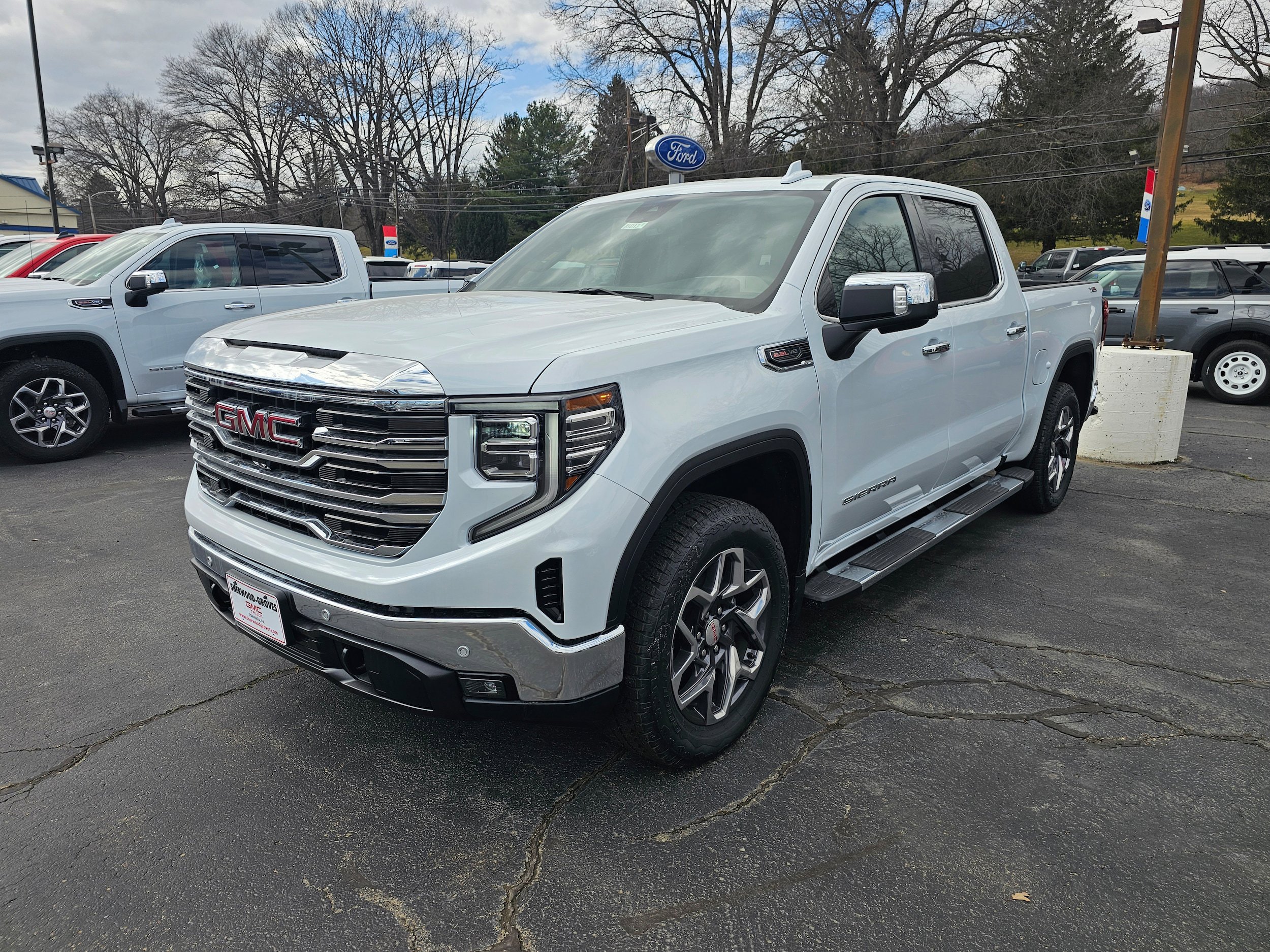 2026 GMC Sierra 1500 SLT - Photo 1