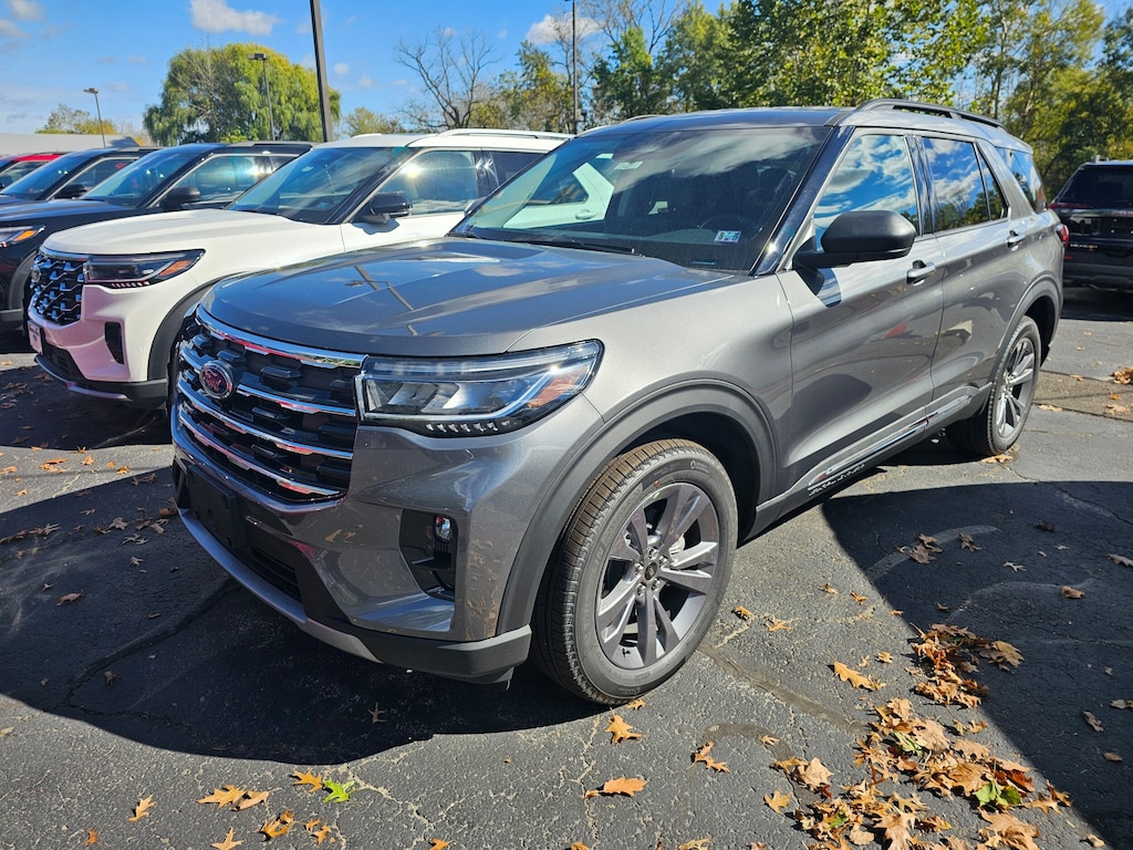 New 2025 Ford Explorer Active SUV