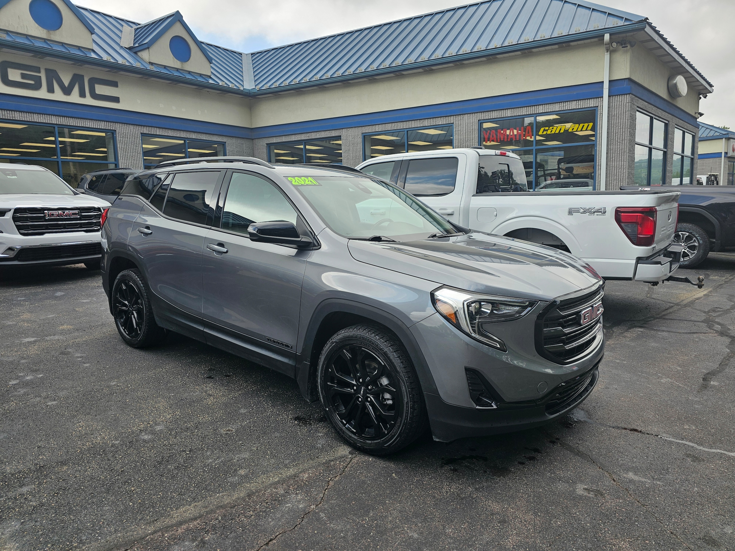 2021 GMC Terrain SLT