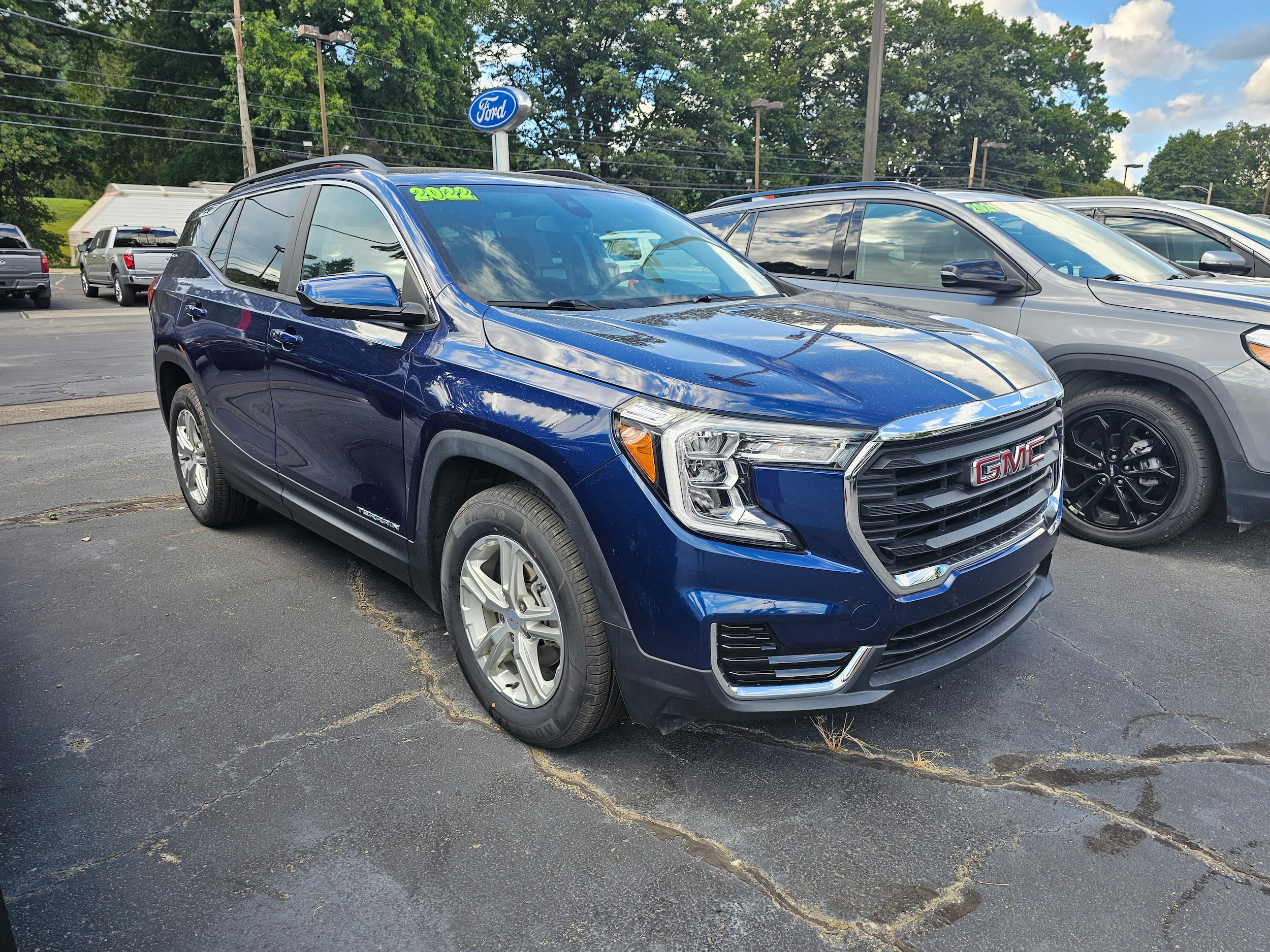 2022 GMC Terrain SLE