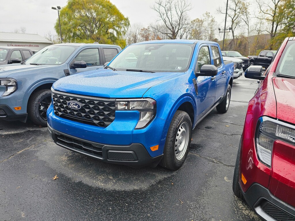 New 2025 Ford Maverick XL TRUCK