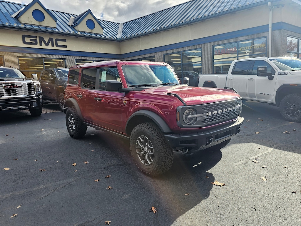 New 2025 Ford Bronco Badlands SUV