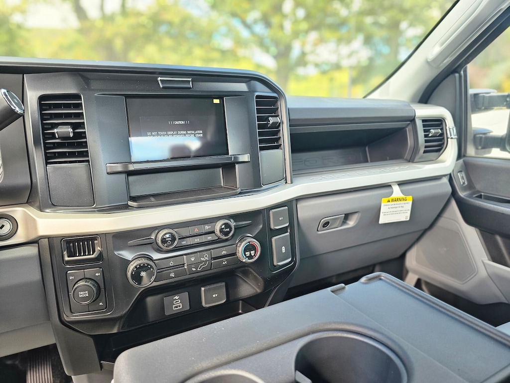 New 2025 Ford Super Duty F-350 XL TRUCK