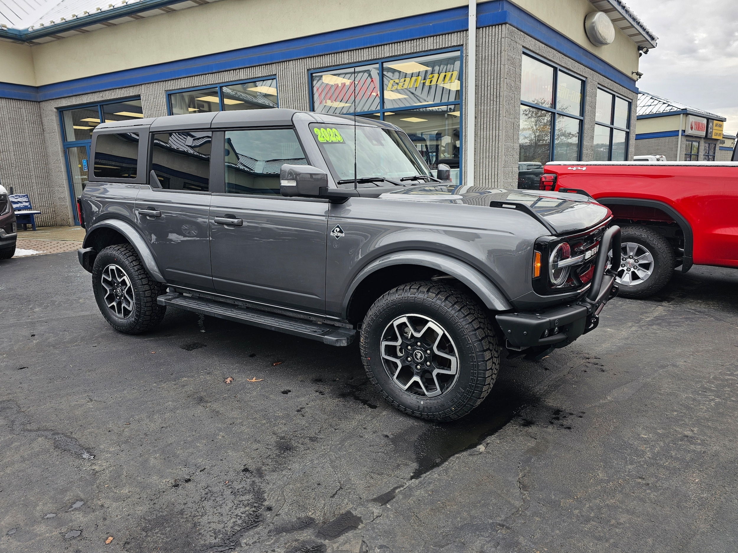 2023 Ford Bronco 4-Door Outer Banks's photo