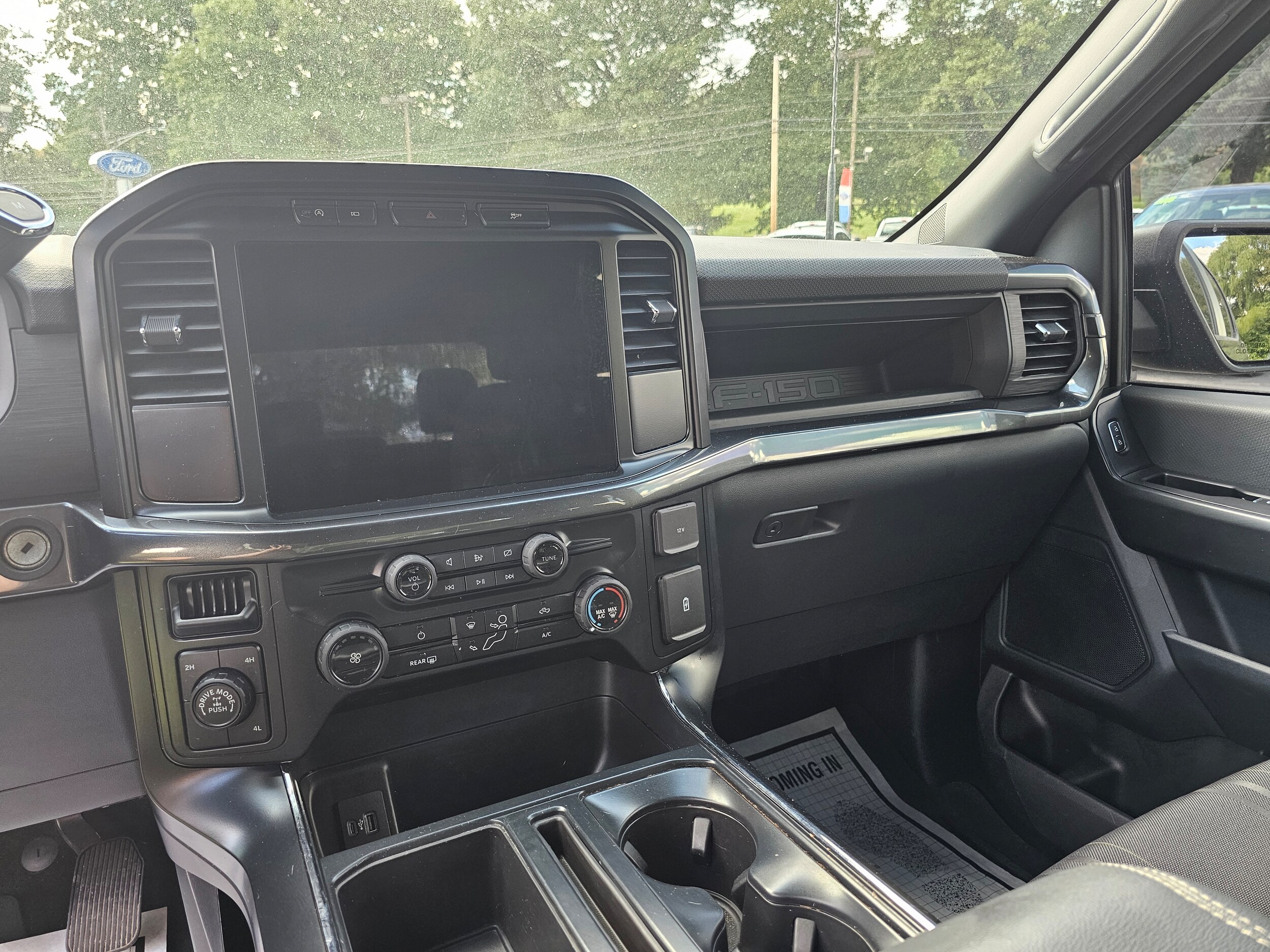 2024 Ford F-150 STX - Photo 9