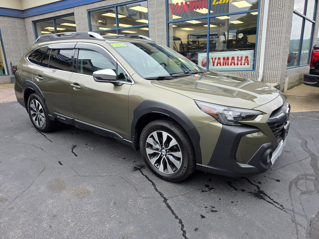 Used 2025 Subaru Outback Touring XT SUV