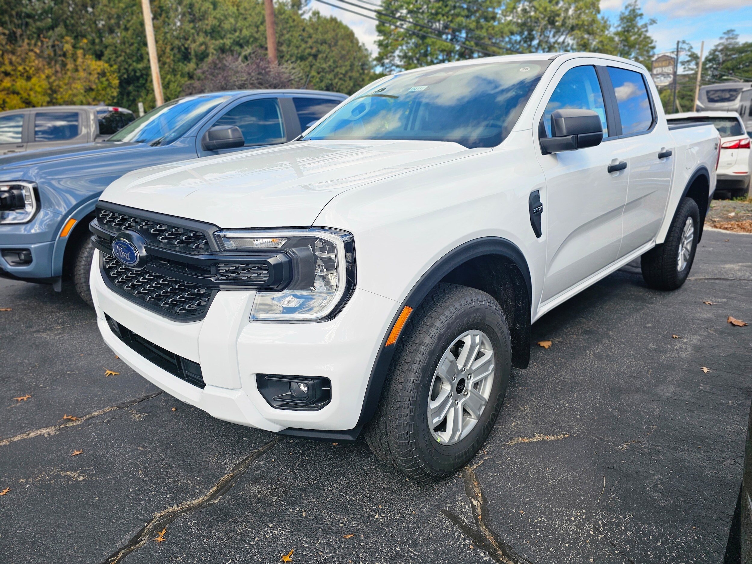 2025 Ford Ranger XL photo 2