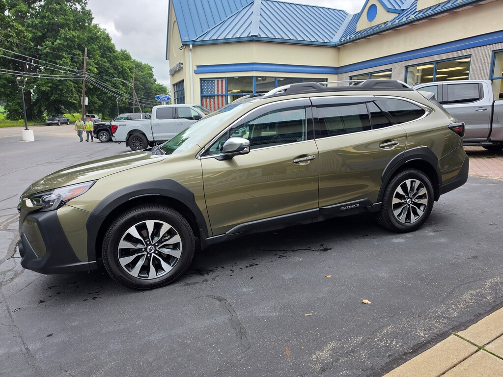 Used 2025 Subaru Outback Touring XT SUV