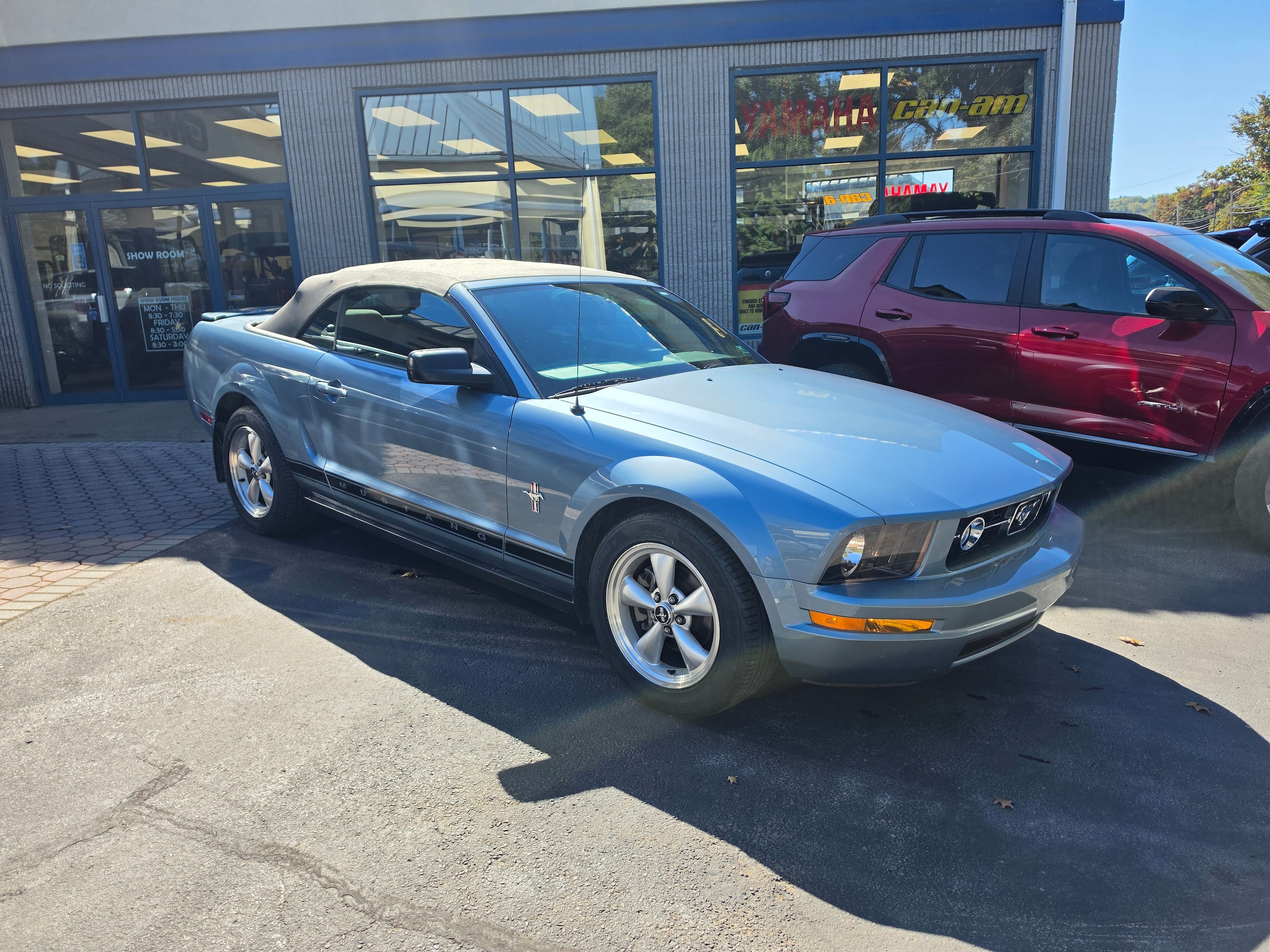 Used 2007 Ford Mustang Delu Convertible