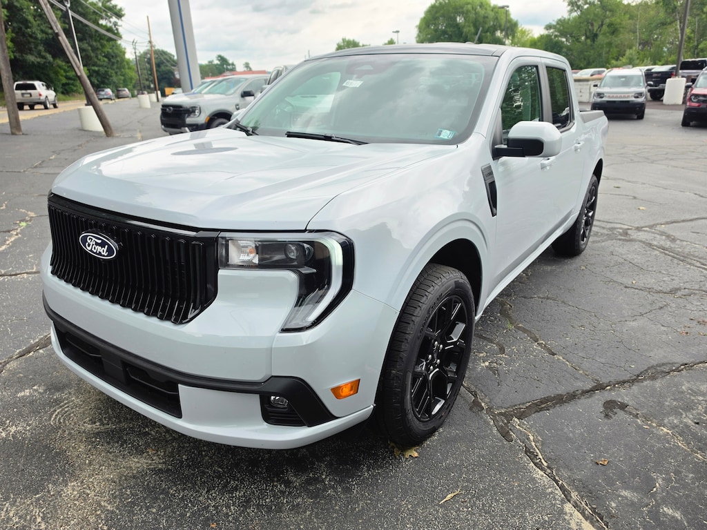 New 2026 Ford Maverick Lobo TRUCK