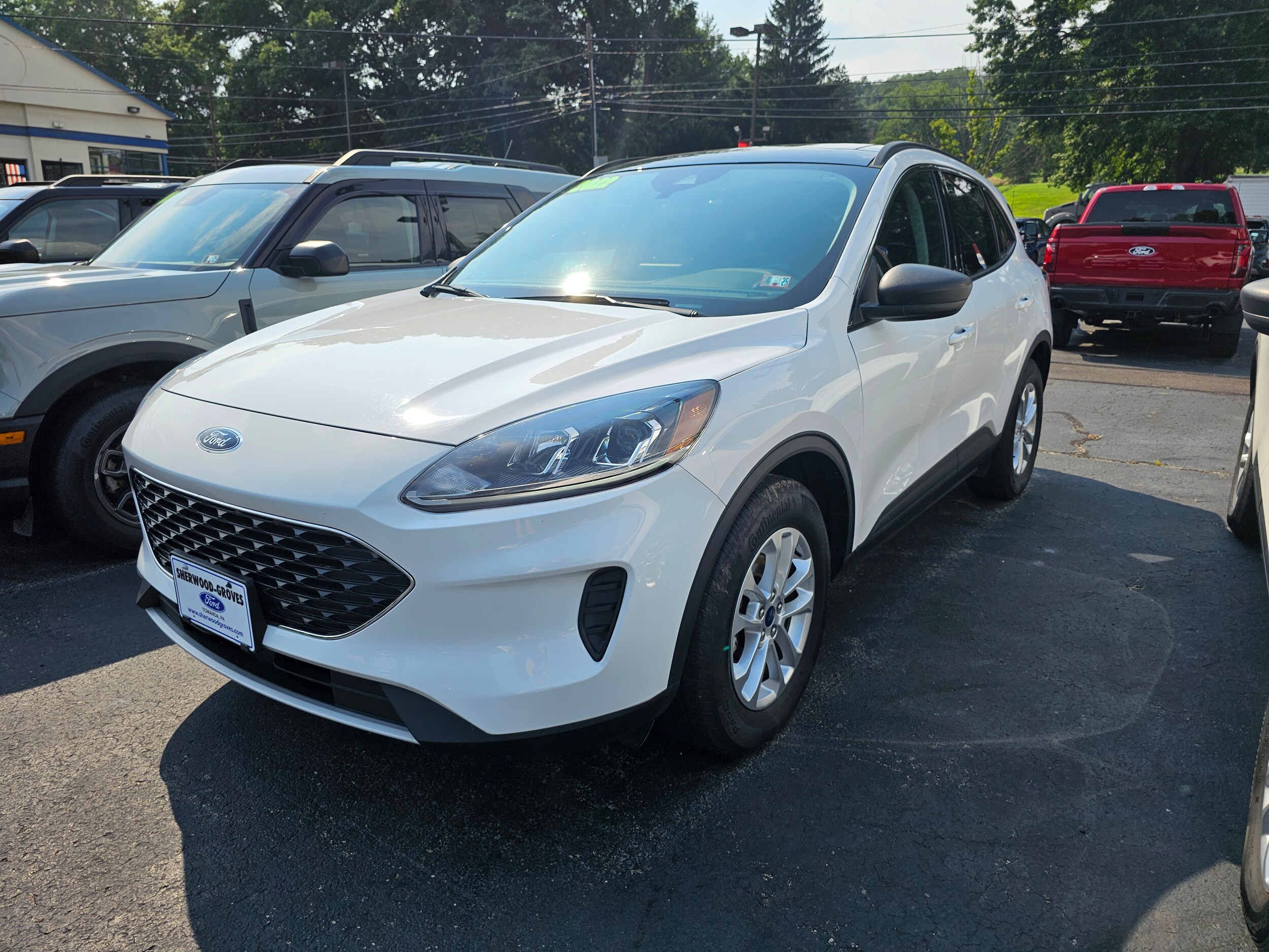 Used 2022 Ford Escape SE with VIN 1FMCU9G65NUA05514 for sale in Towanda, PA