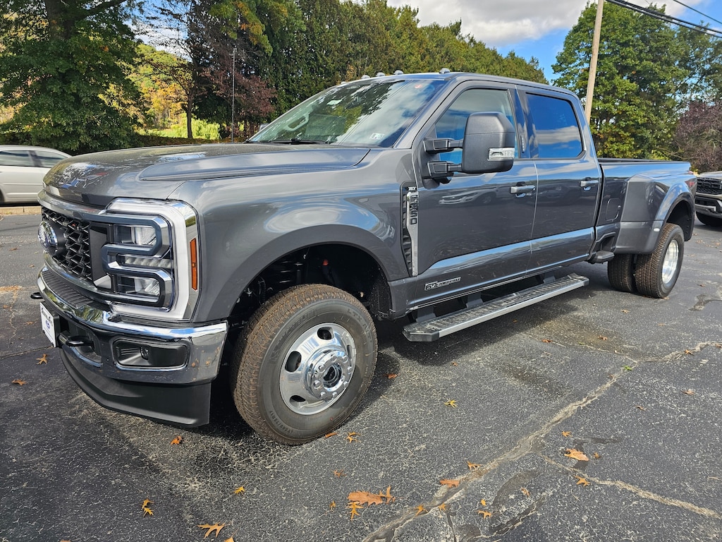 New 2026 Ford Super Duty F-350 XLT TRUCK