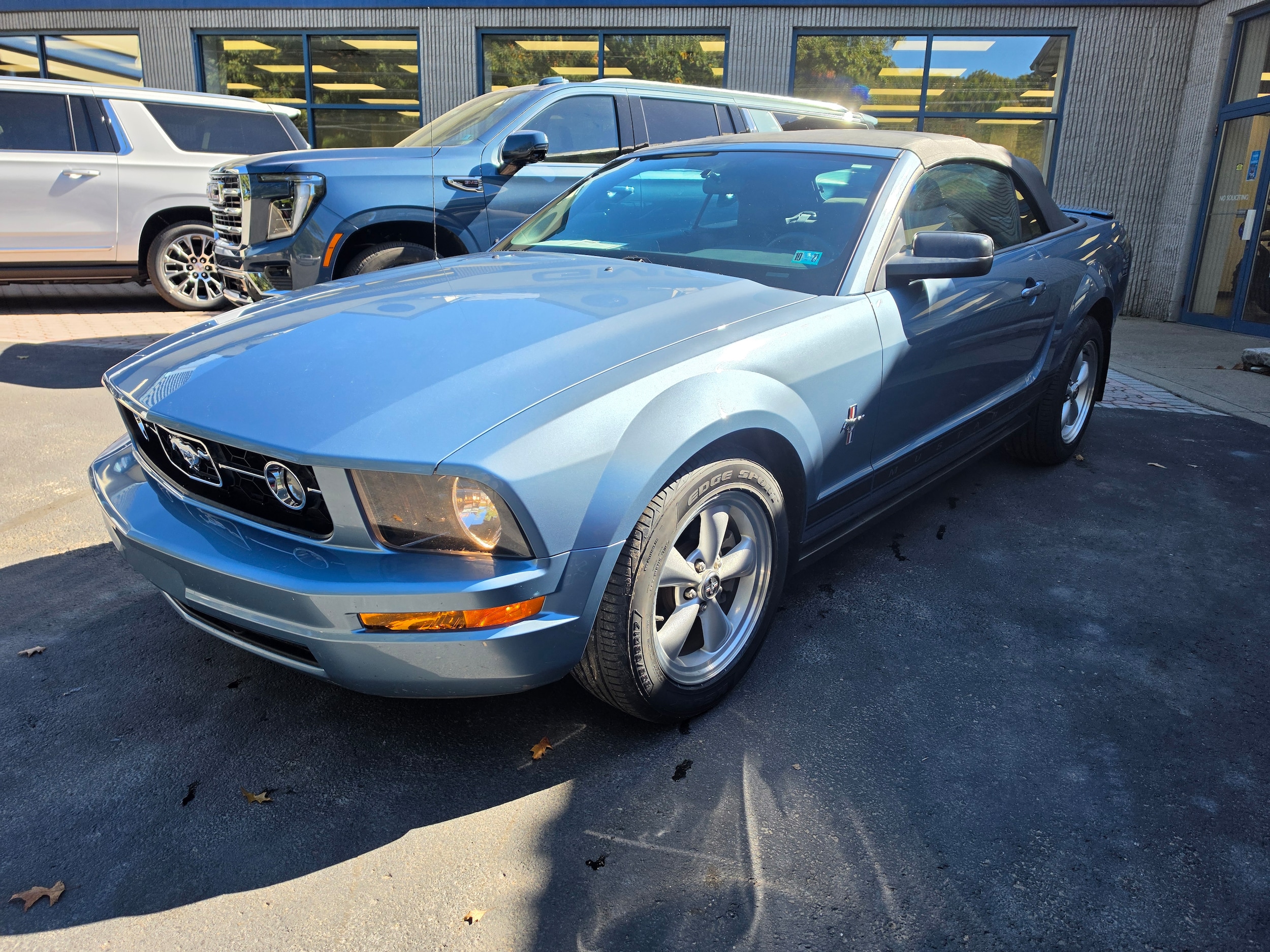 Used 2007 Ford Mustang Delu Convertible
