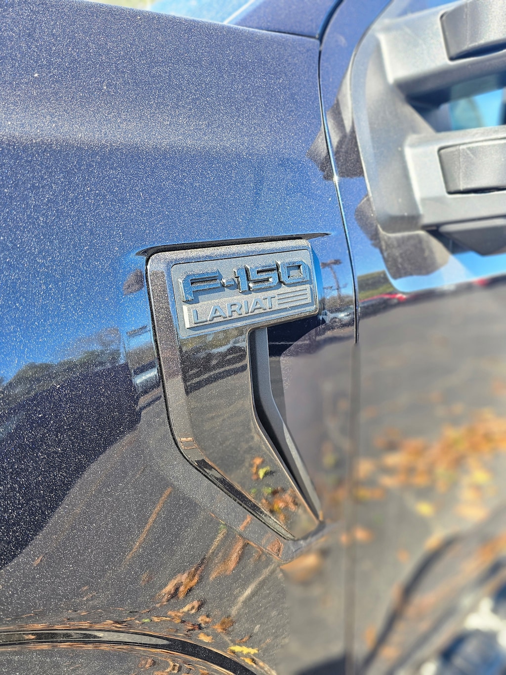 New 2025 Ford F-150 Lariat TRUCK