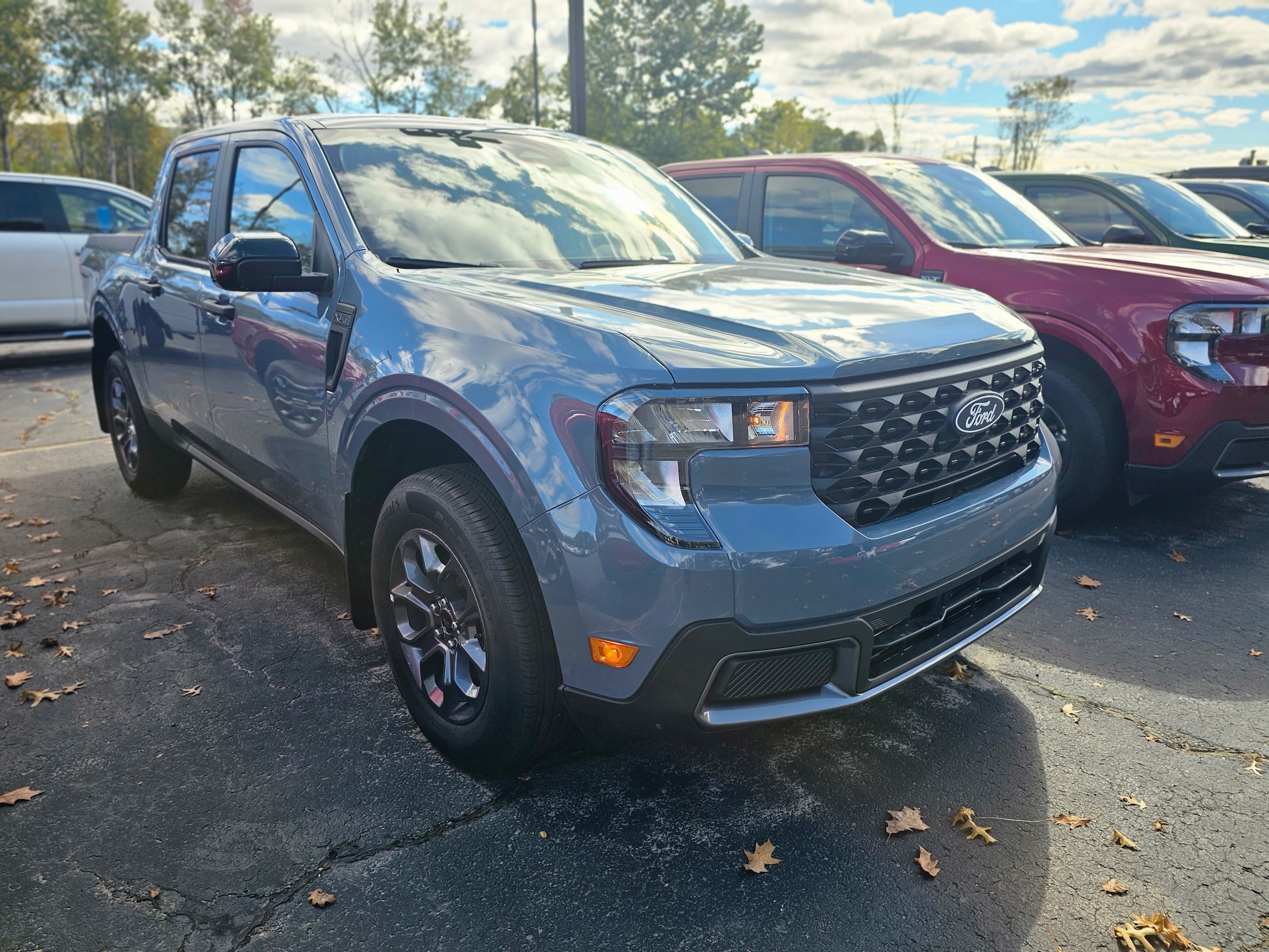 2025 Ford Maverick XLT's photo