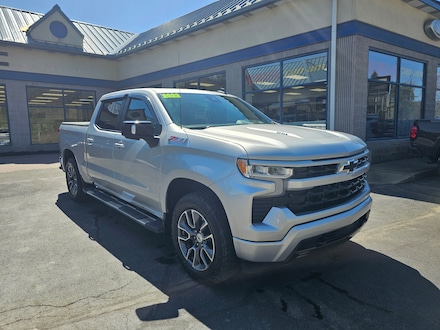 2022 Chevrolet Silverado 1500 RST Truck Crew Cab