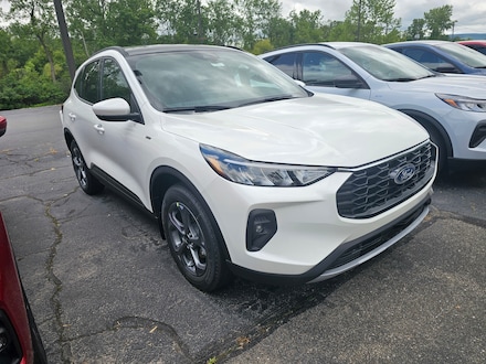 2025 Ford Escape ST-Line Select SUV
