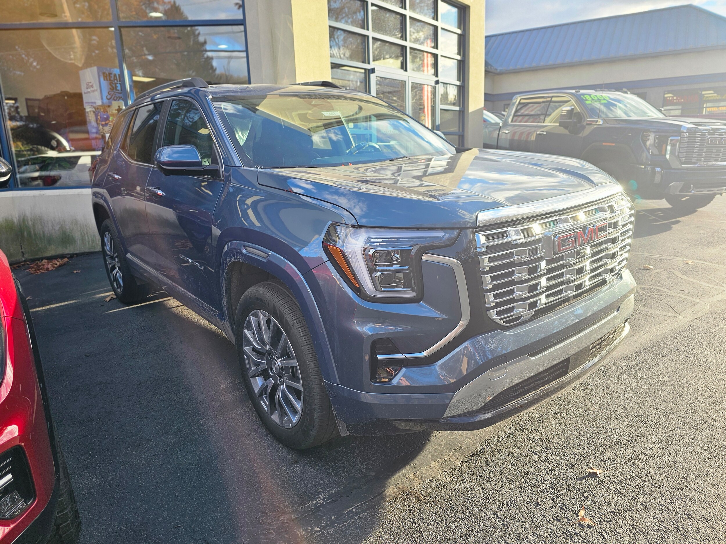 2026 Gmc Terrain Denali photo 2