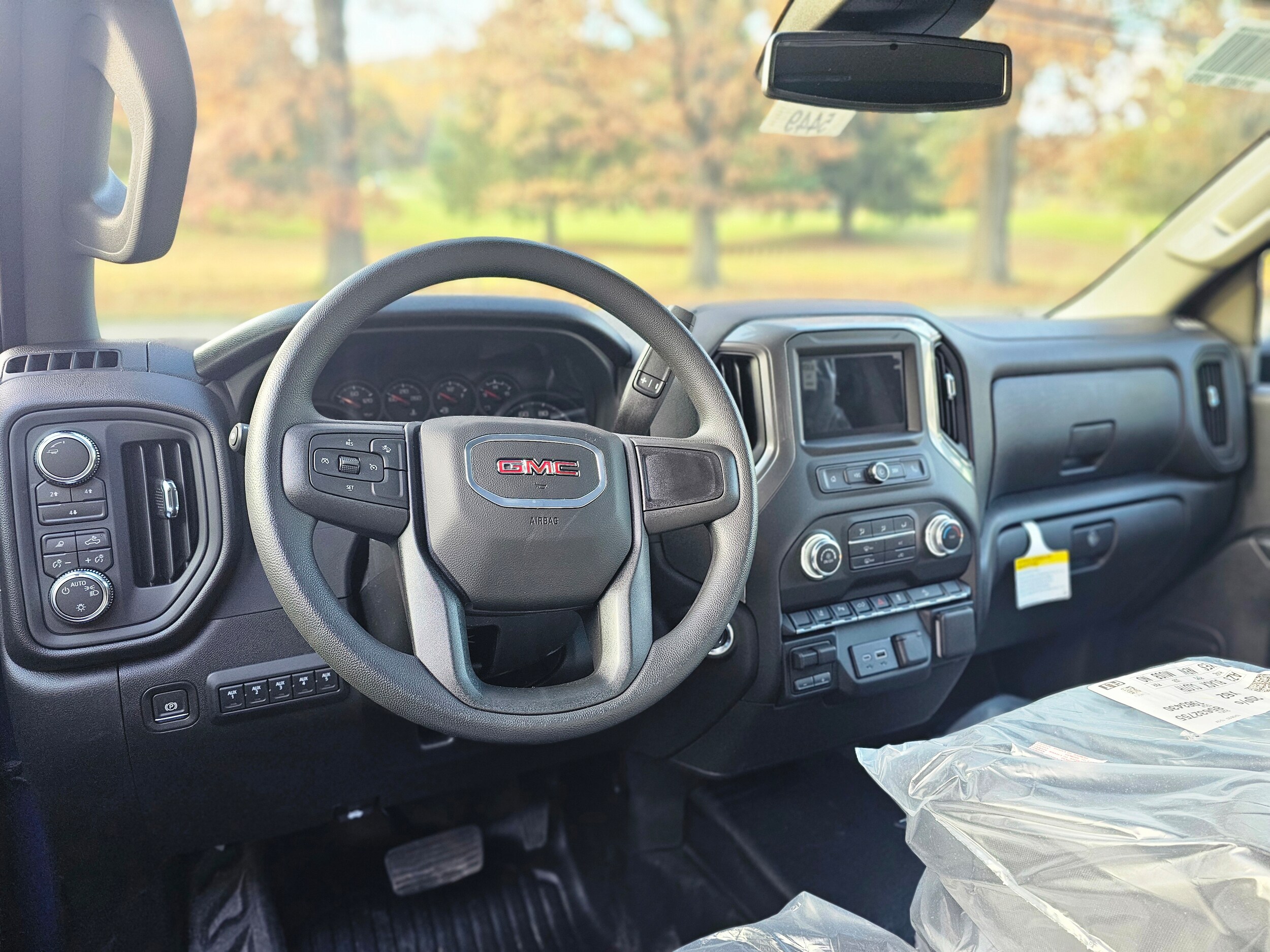 2026 Gmc Sierra 2500 HD Pro photo 4