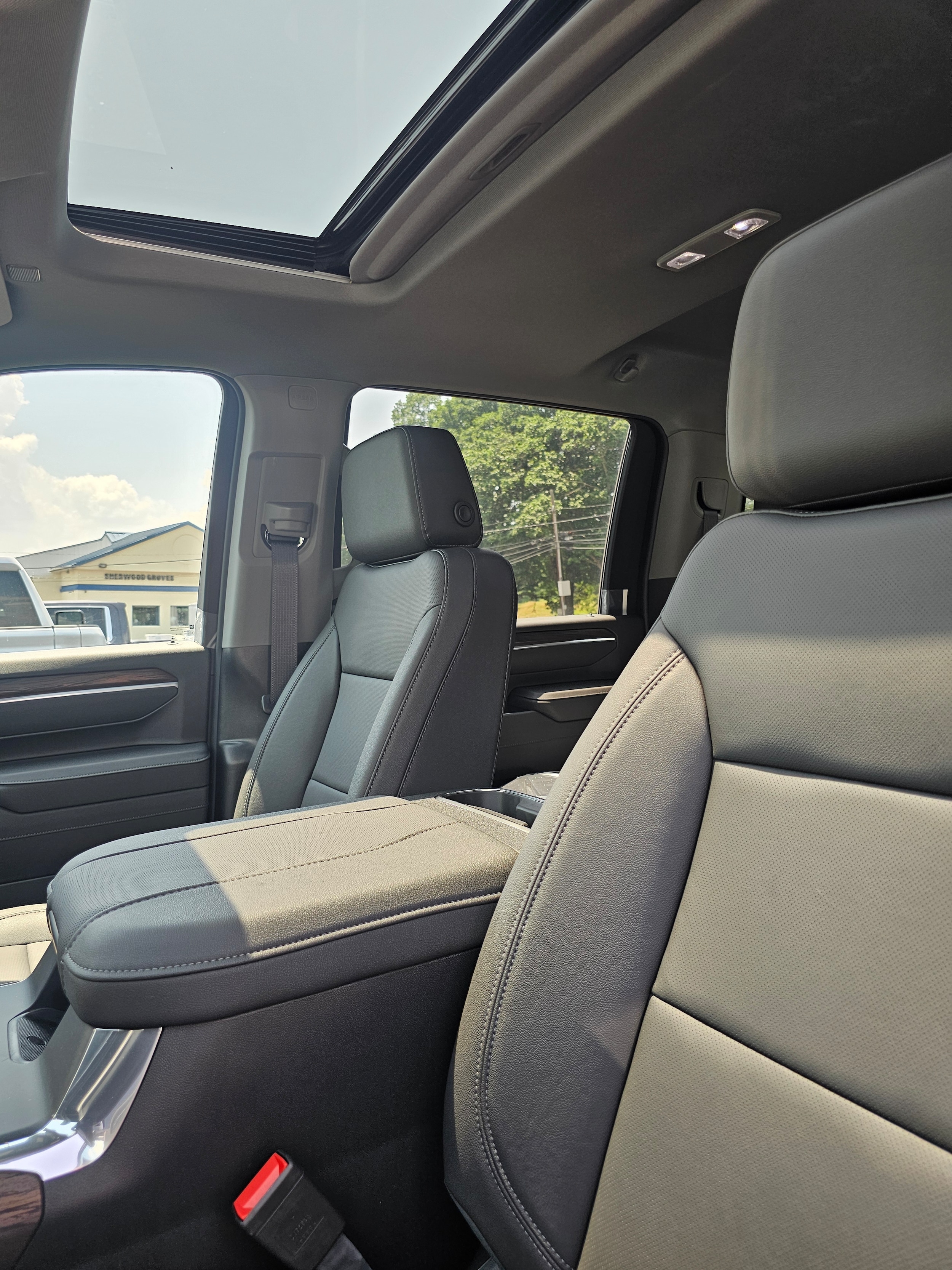 2026 GMC Sierra 2500HD SLT - Photo 10