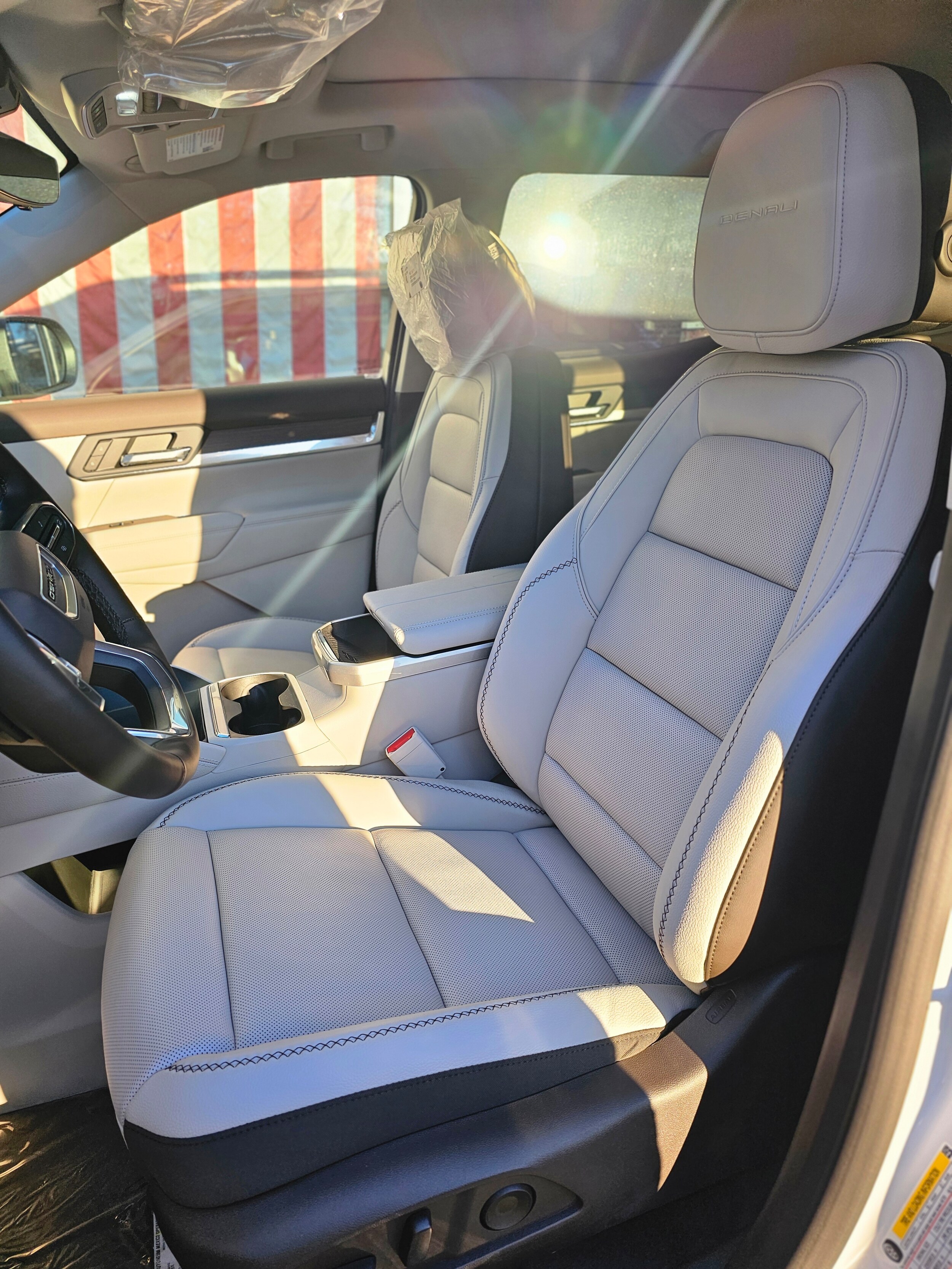 2026 Gmc Terrain Denali photo 2