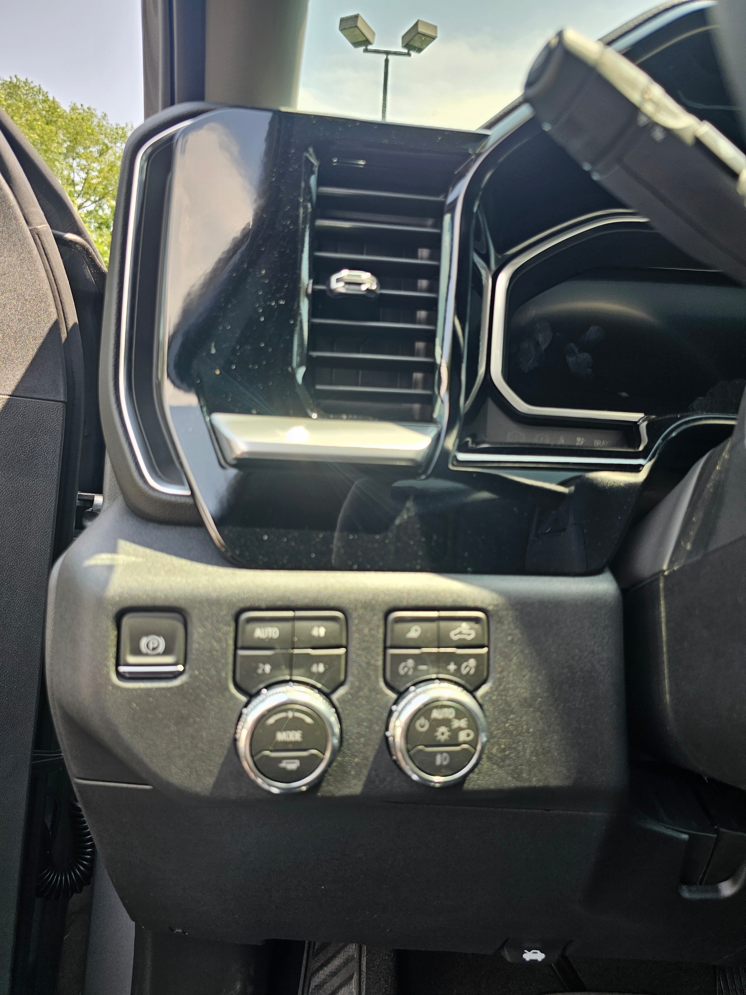 2026 GMC Sierra 2500HD SLT - Photo 7