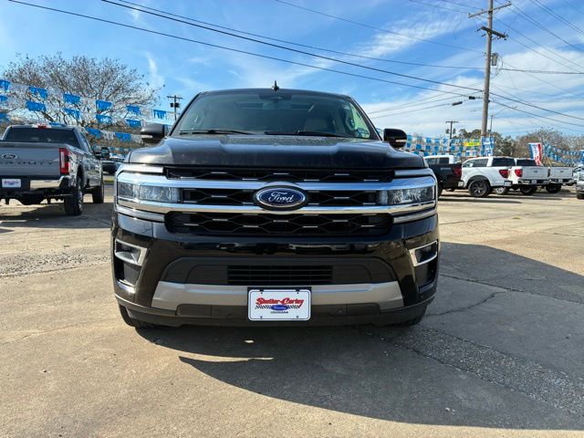 2024 Ford Expedition MAX photo 3