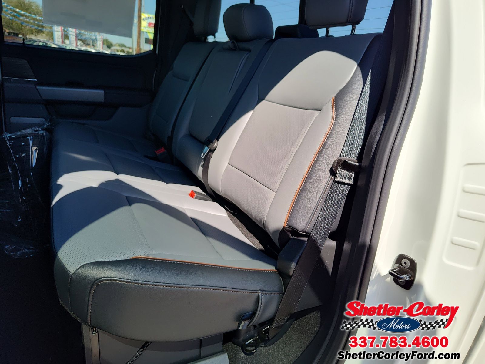 2025 Ford F-150 Lariat - Photo 14