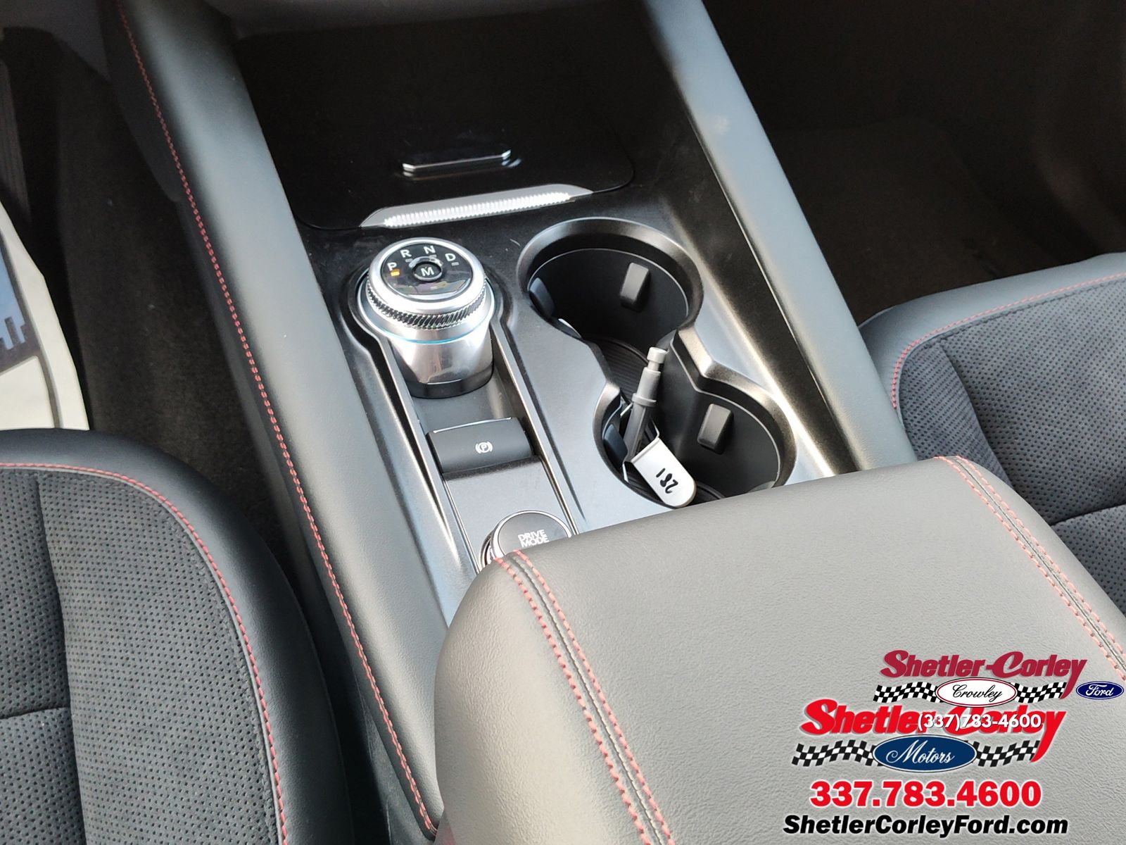 2025 Ford Explorer ST - Photo 12