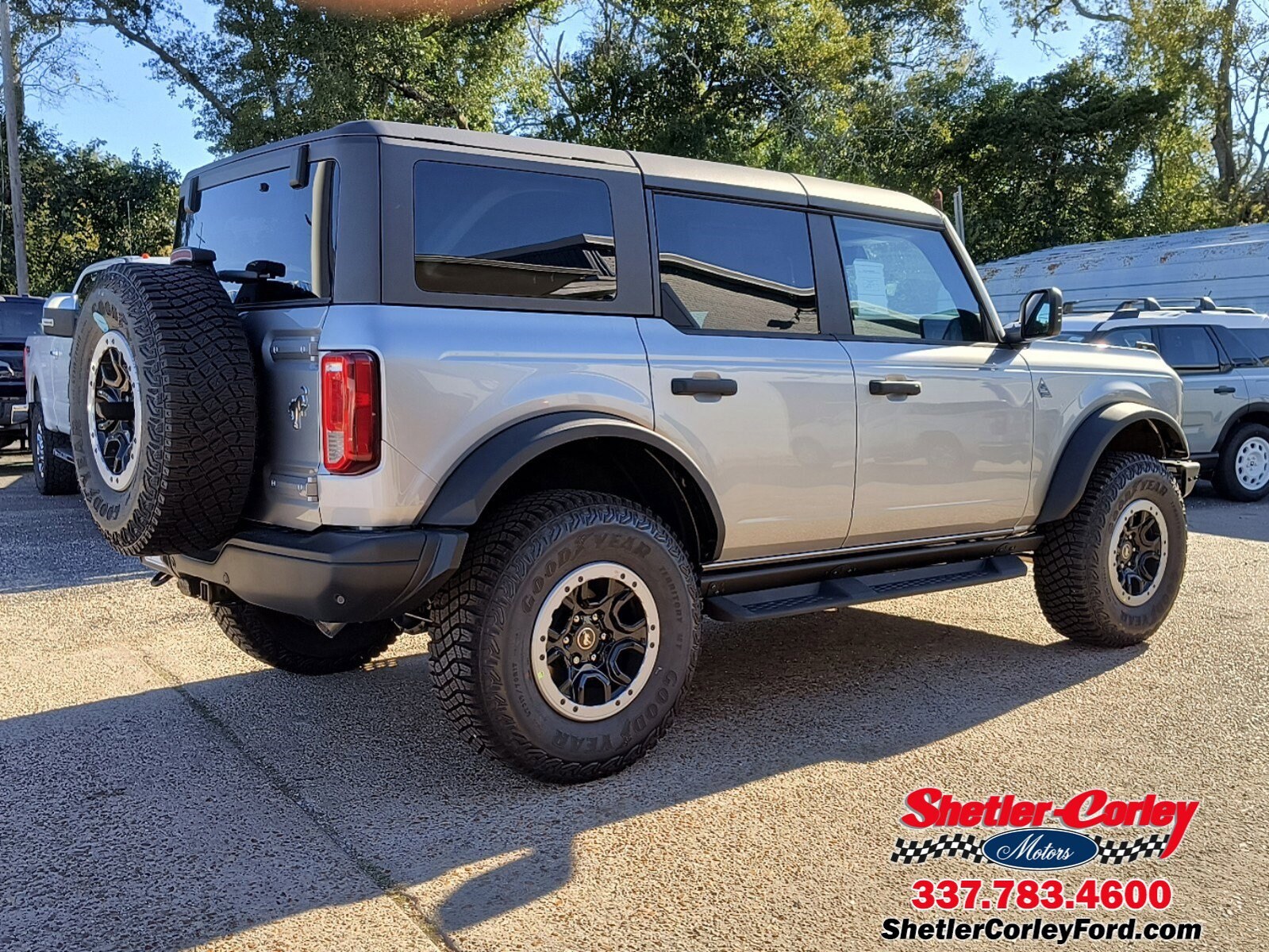 2024 Ford Bronco Black Diamond photo 4