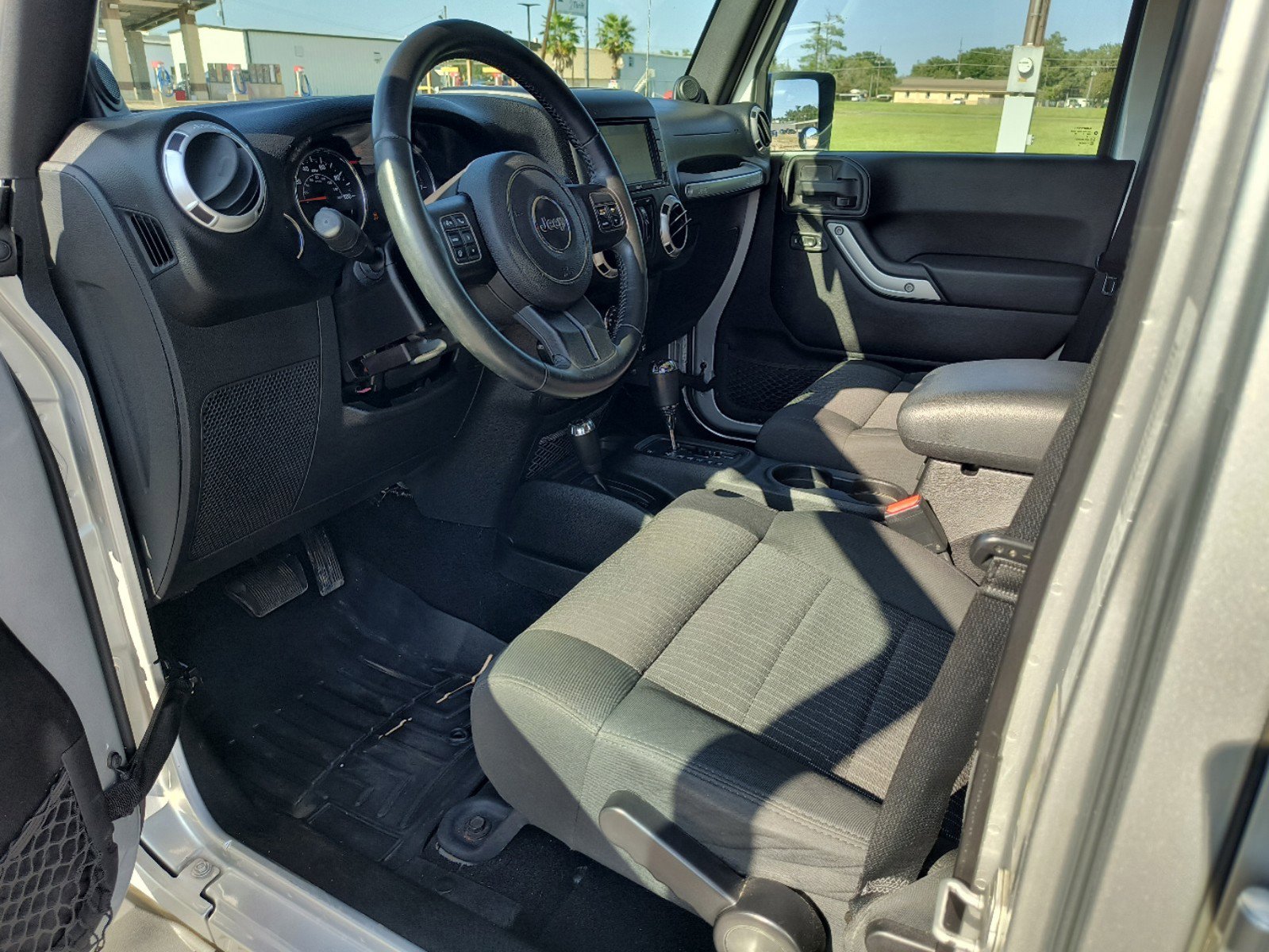 Used 2011 Jeep Wrangler Unlimited Sahara with VIN 1J4HA5H12BL632357 for sale in Crowley, LA