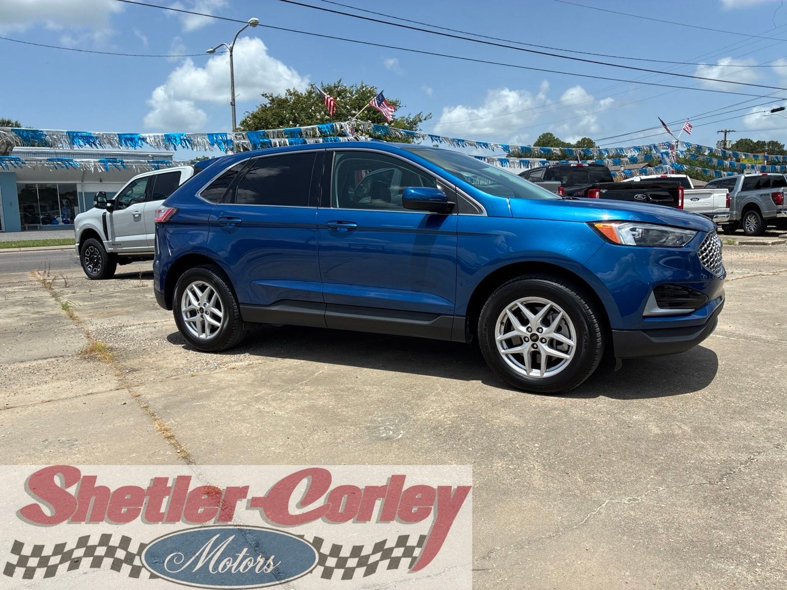 2024 Ford Edge SEL AWD's photo