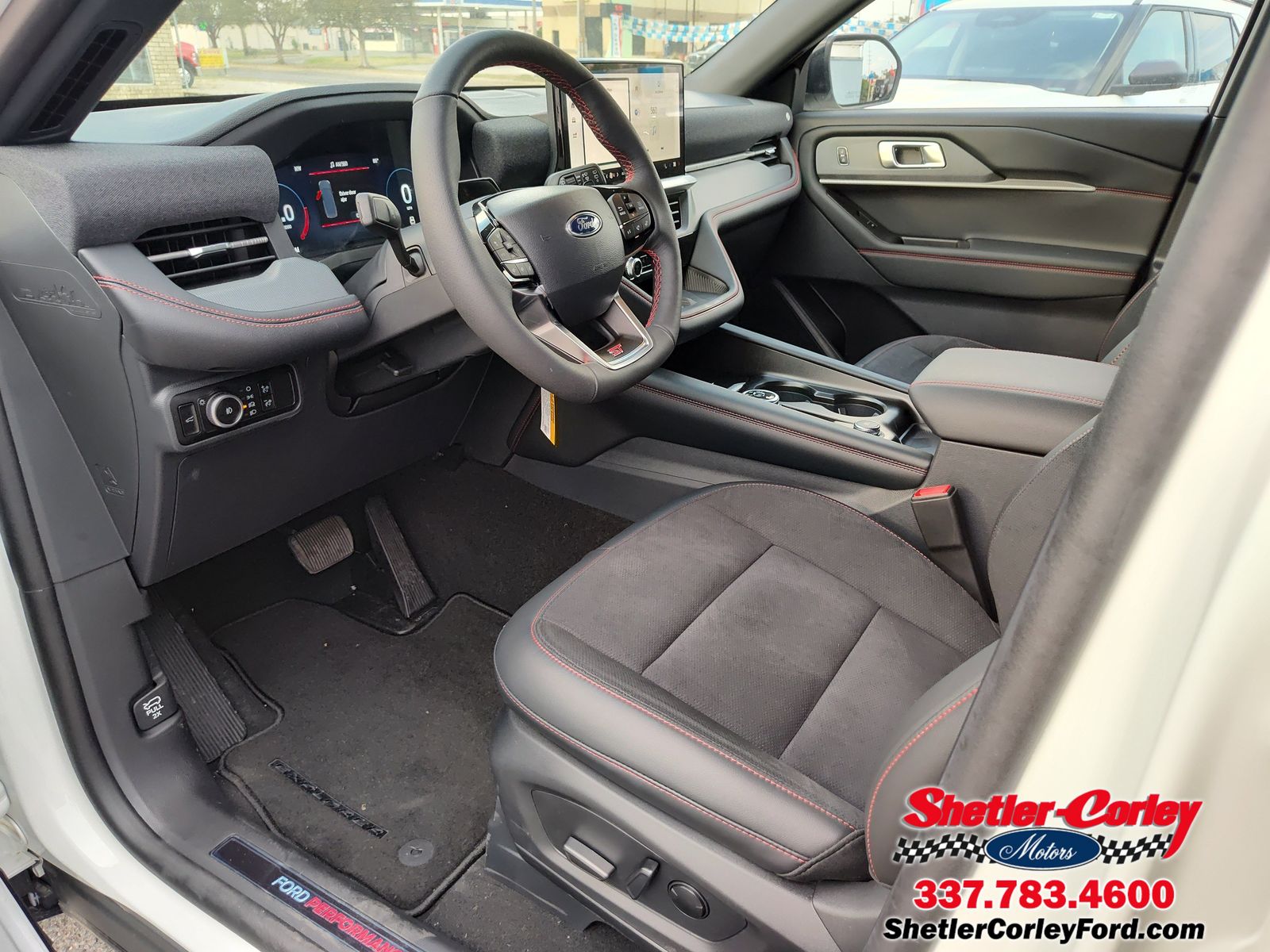 2025 Ford Explorer ST - Photo 3