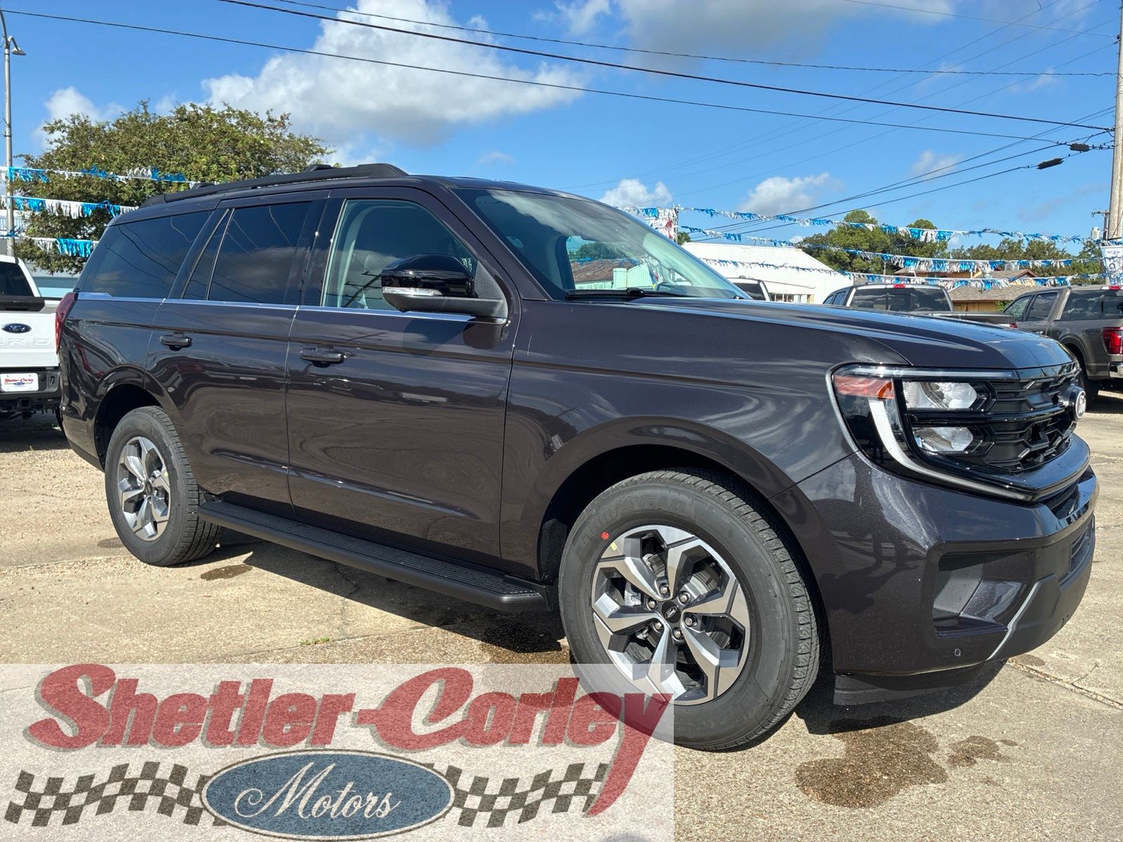 2027 Ford Expedition Active