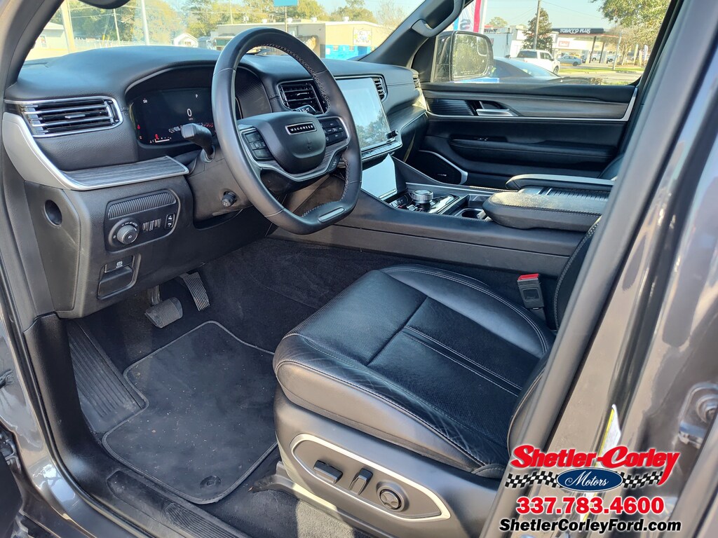 Used 2024 Jeep Wagoneer L Series II 4X4 SUV