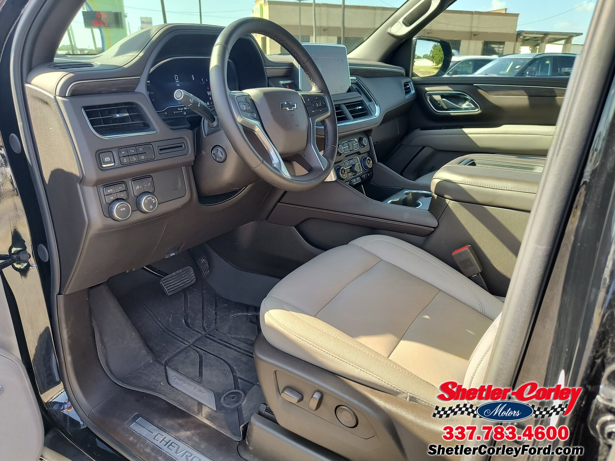 2024 Chevrolet Tahoe Z71 photo 2