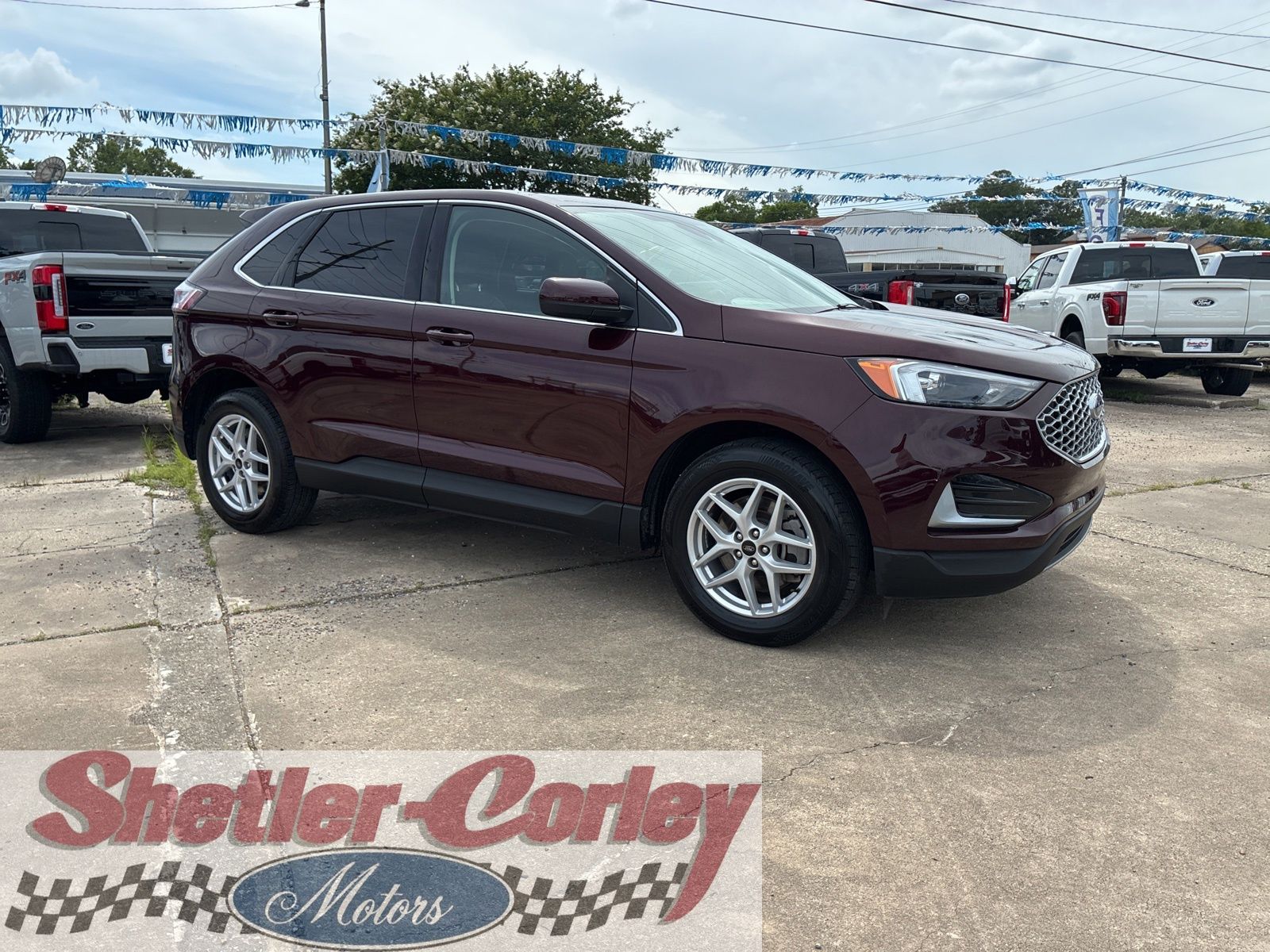 2024 Ford Edge SEL AWD's photo