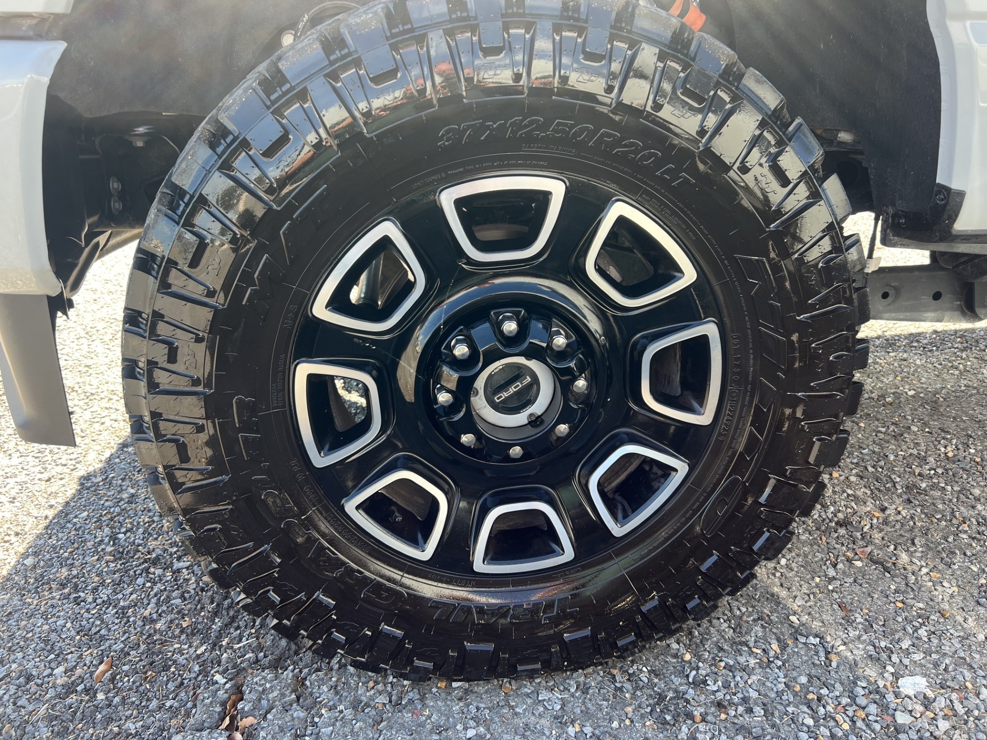 2026 Ford F-250 Super Duty Platinum - Photo 6