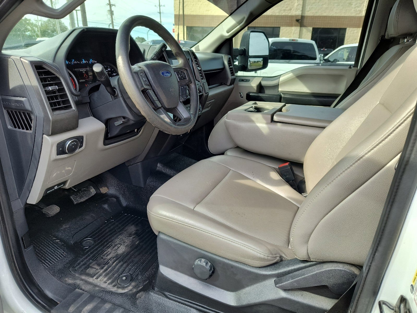 Used 2022 Ford F-350 Super Duty XL with VIN 1FT8W3BT4NED29305 for sale in Crowley, LA