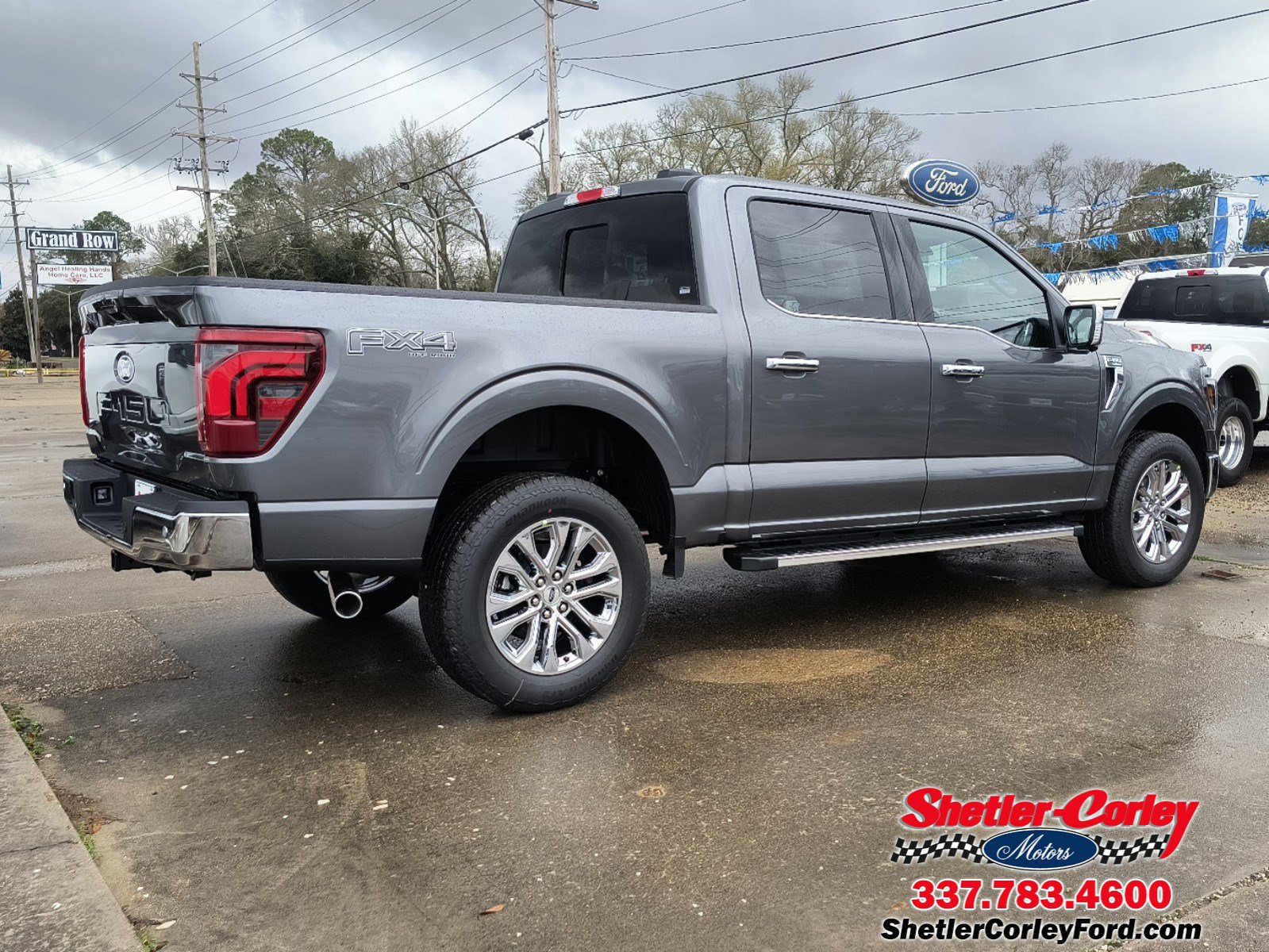 2025 Ford F-150 Lariat photo 4