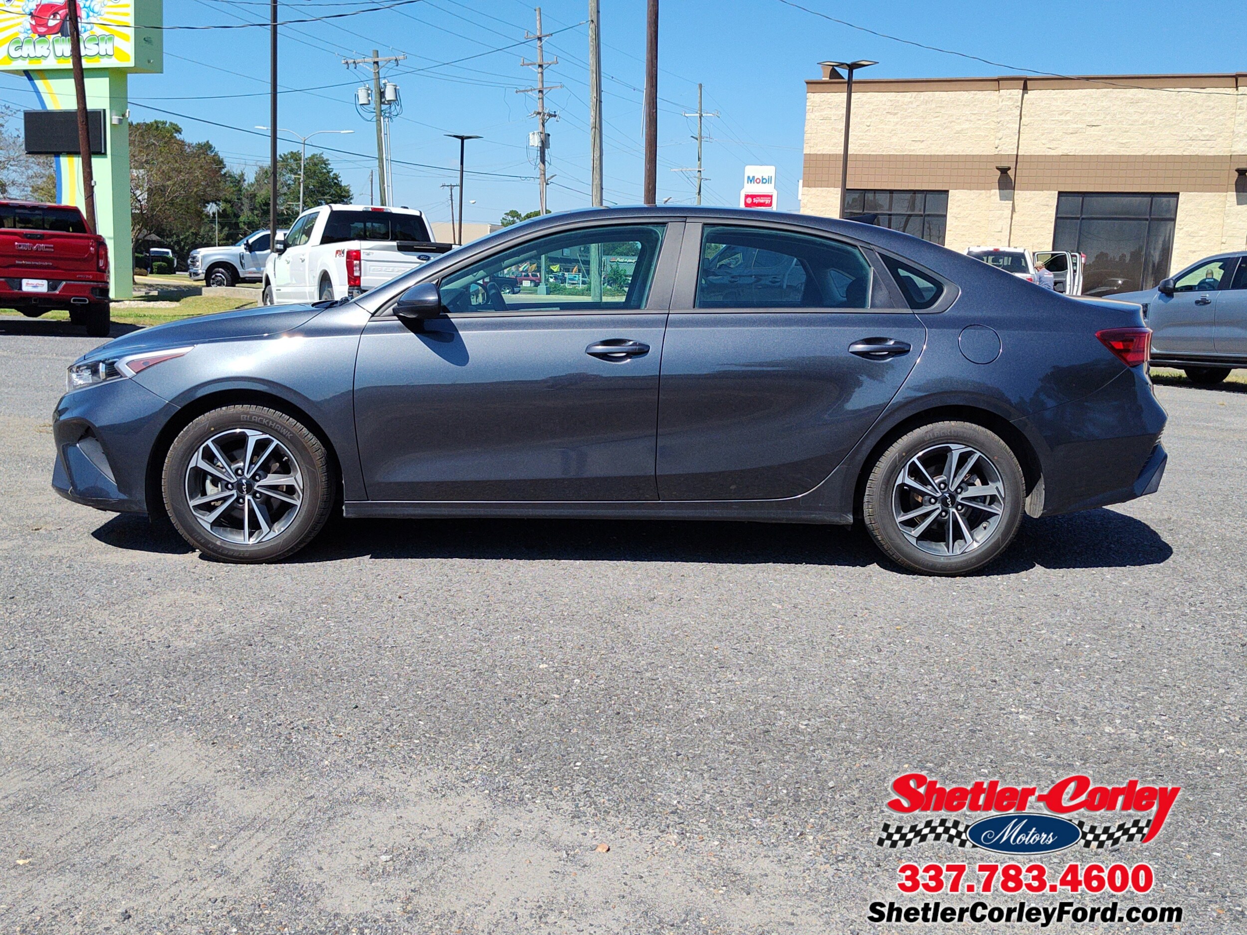 2024 Kia Forte LXS photo 3