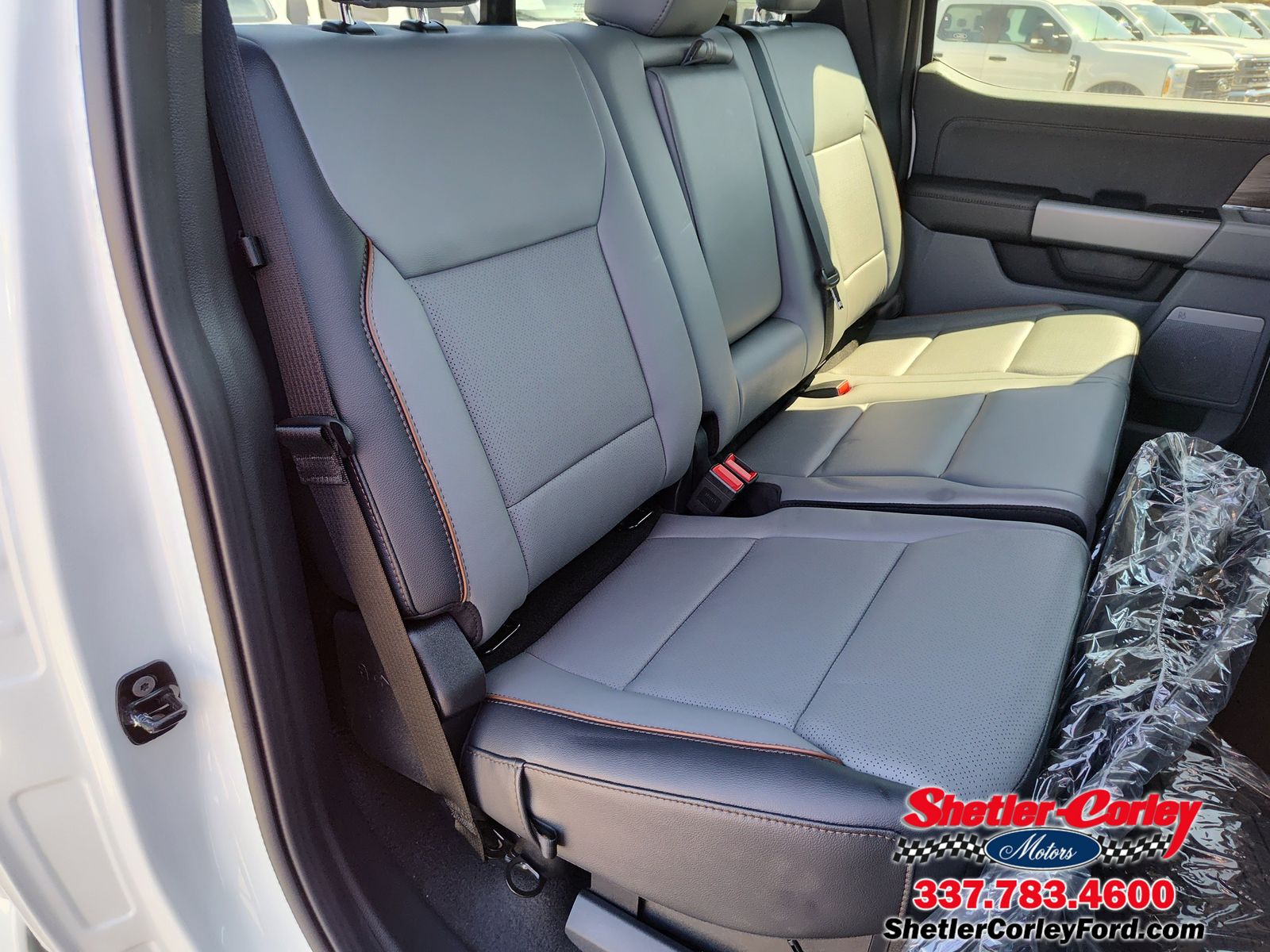 2025 Ford F-150 Lariat - Photo 13