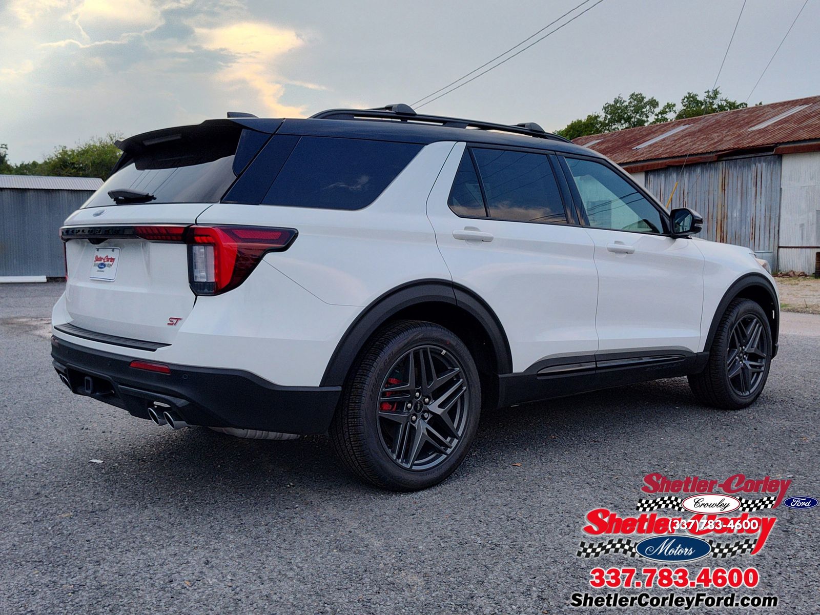 2025 Ford Explorer ST - Photo 6